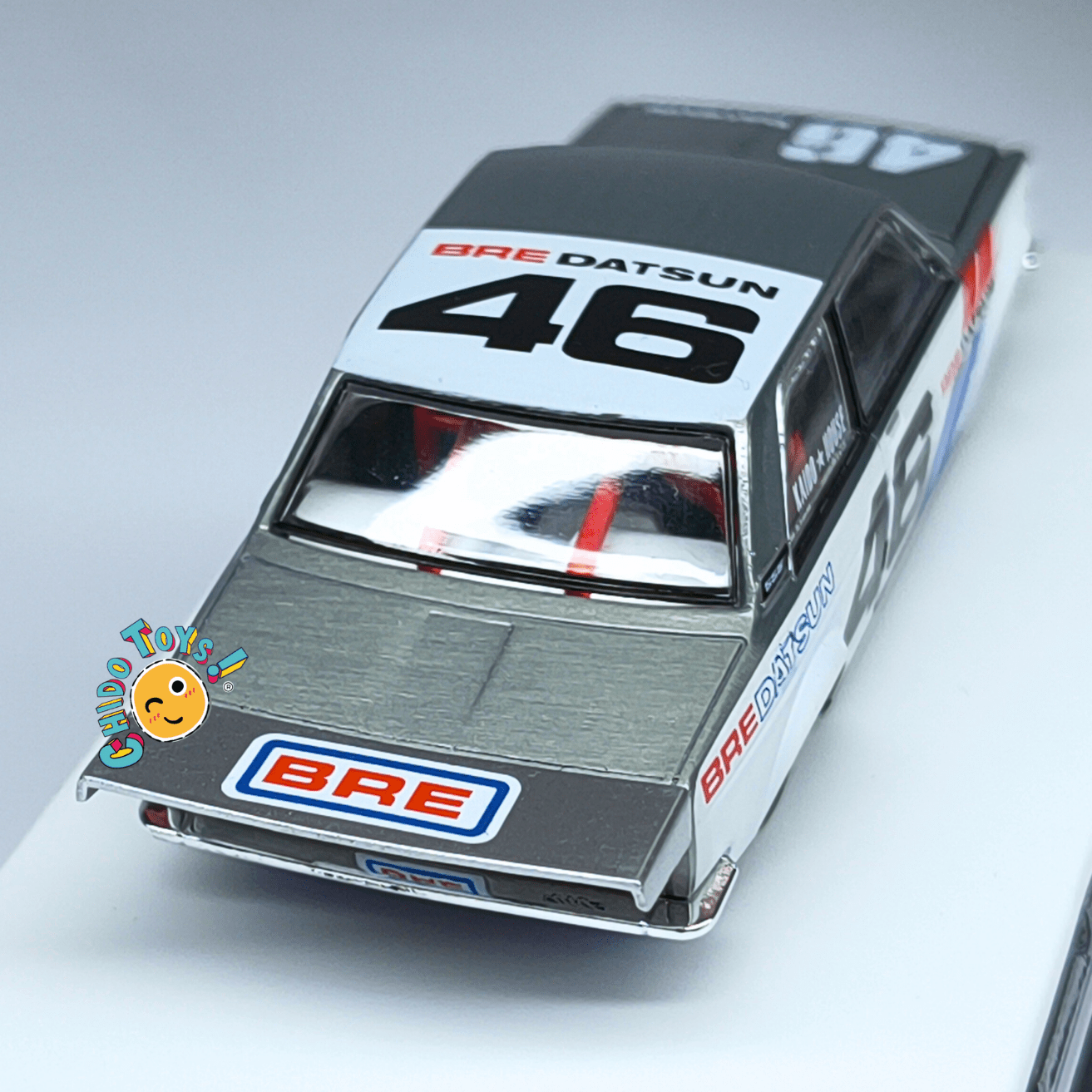 Kaido House Datsun 510 BRE 006 CHASE 1:64 cofre metálico - Chido Toys