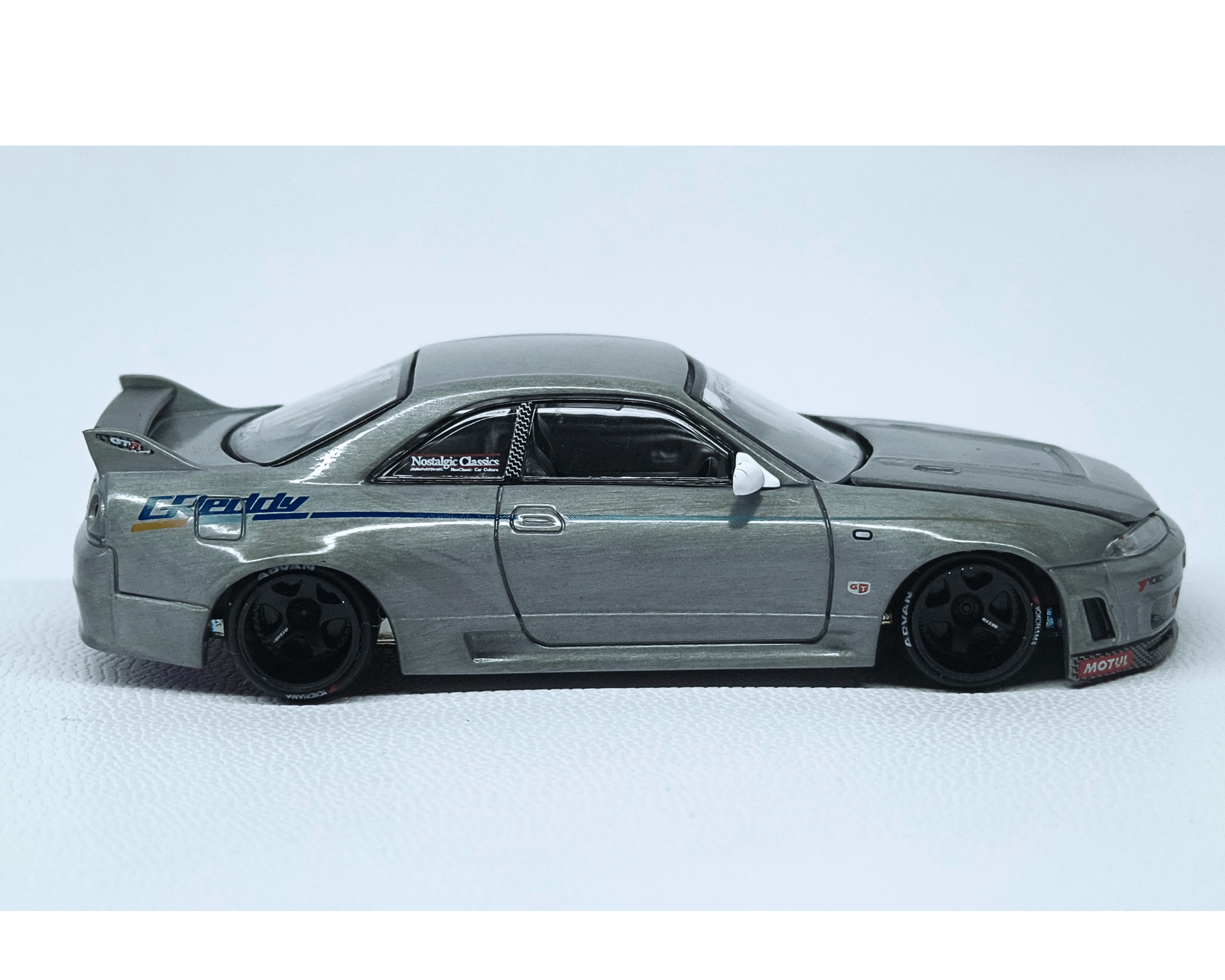 Kaido House Nissan Skyline GT - R R33 CHASE - Chido Toys