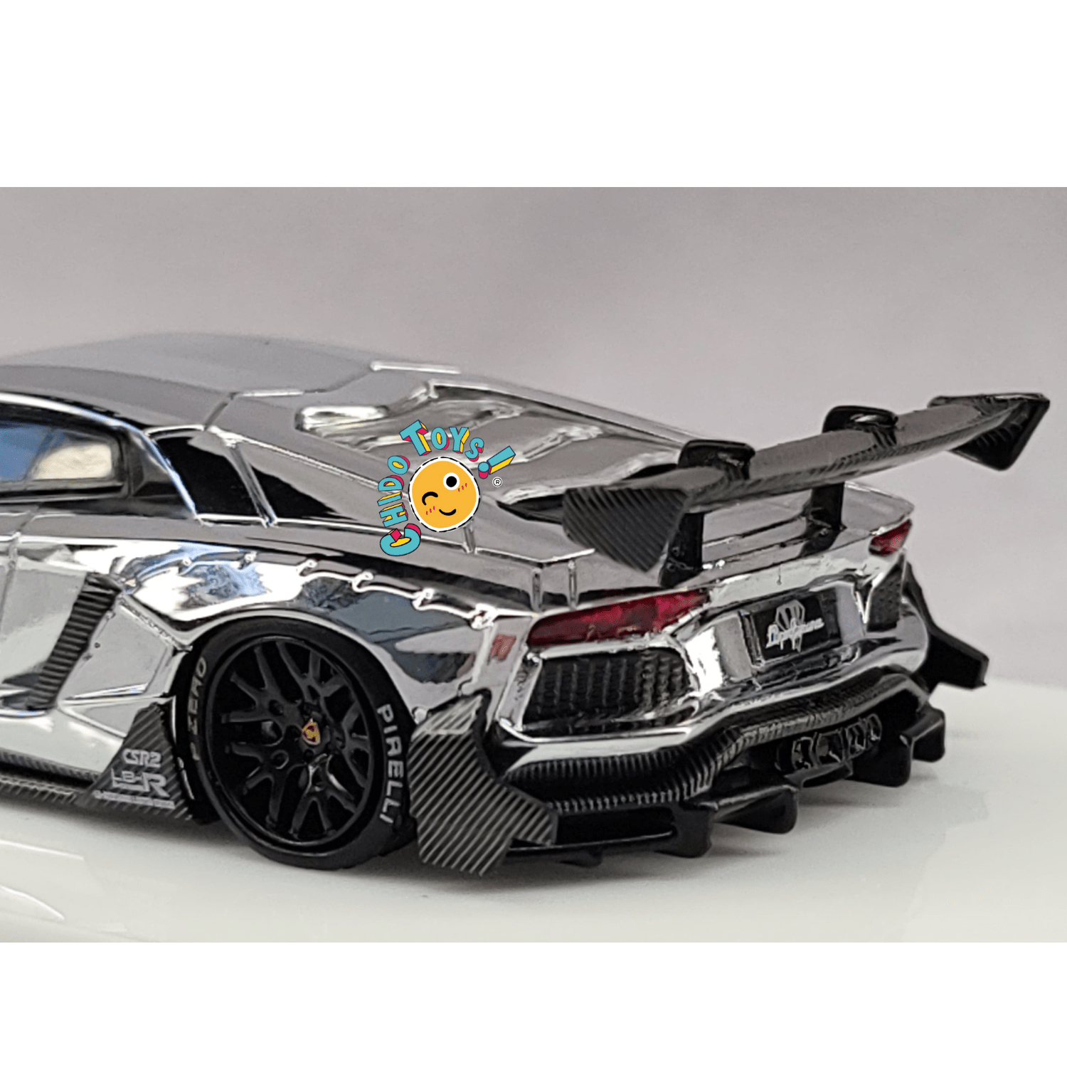 Lamborghini Aventador LP 700 - 4 LBWK 2.0 Silver – Star Model 1:64 - Chido Toys