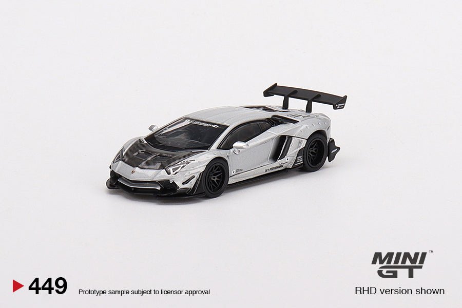 Lamborghini Aventador Matt Silver 1:64 – Edición Limitada de 4,800 Piezas (Mini GT) - Chido Toys