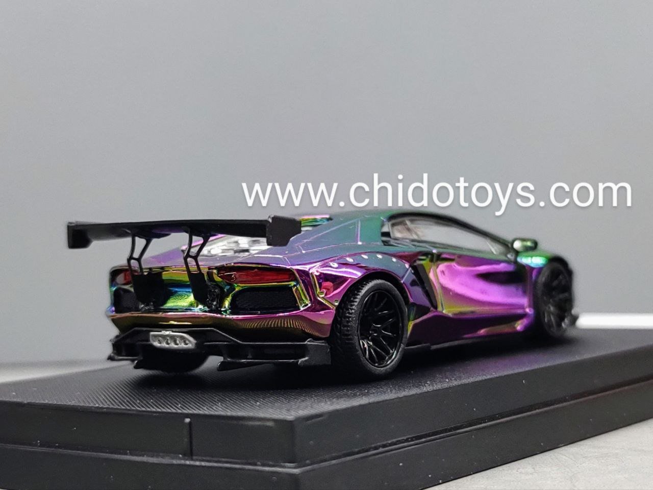 Lamborghini LB700 Purple – TPC Liberty Walk 1:64 (Edición Limitada a 399 Piezas) - Chido Toys