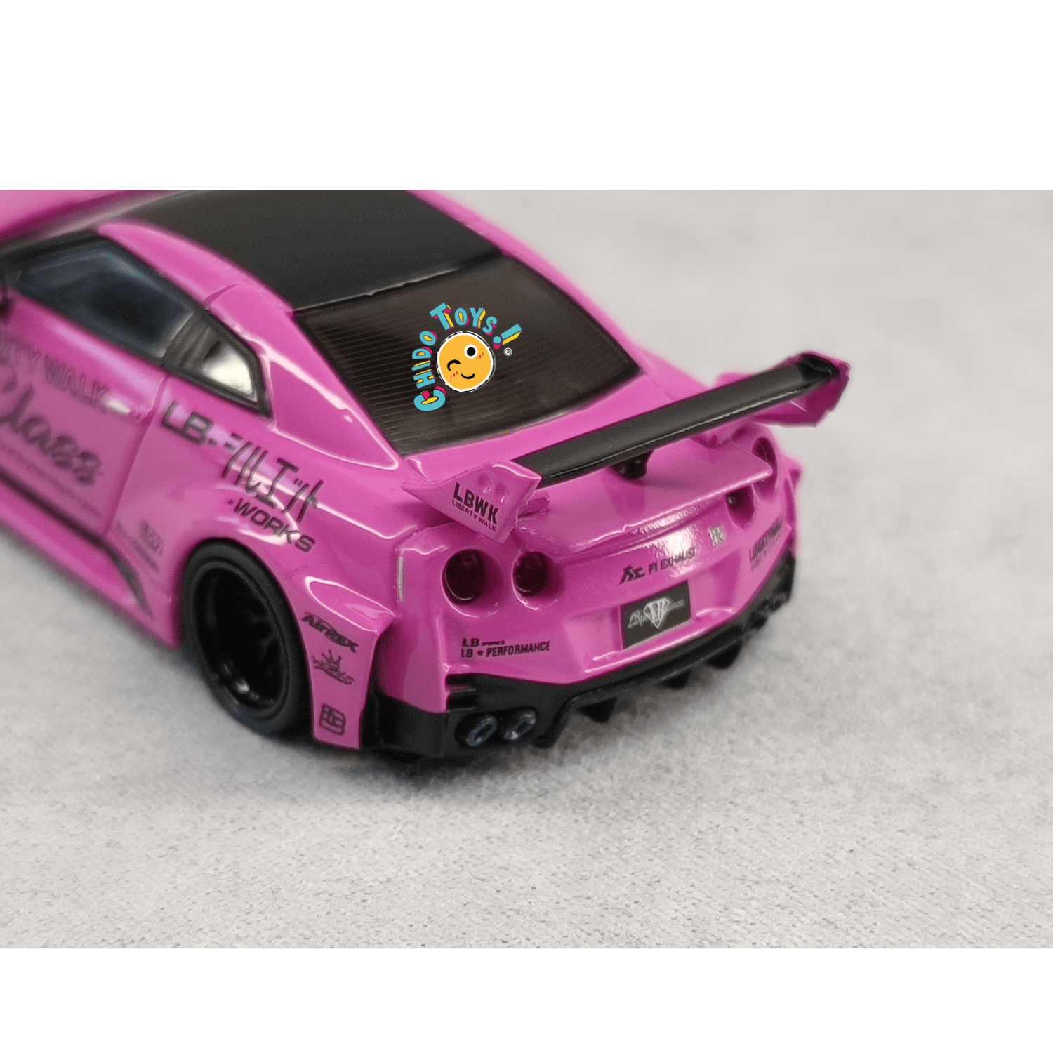 LB - Silhouette Works GT Nissan 35GT - RR – CM Model 1:64 - Chido Toys