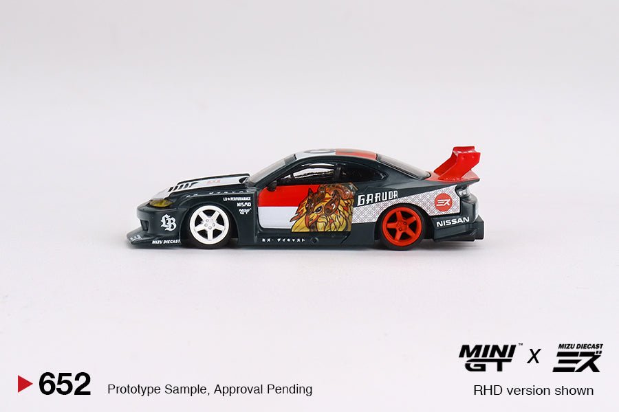 LB - Super Silhouette Nissan SILVIA (S15) “GARUDA” 1:64 – MINI GT x MIZU Diecast - Chido Toys