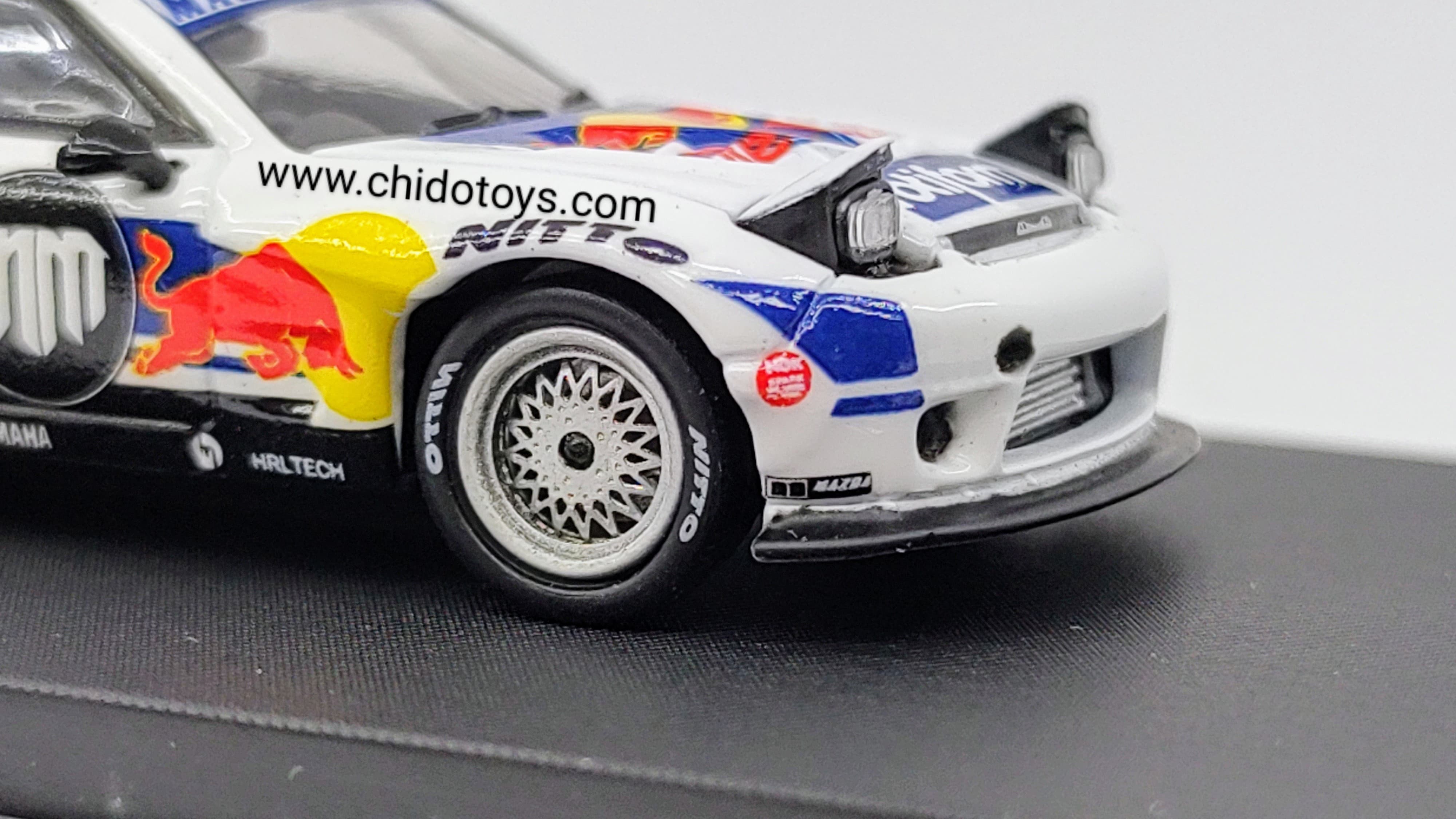 Mazda RX - 7 RB 1:64 Time Micro – Cuerpo de Metal, Llantas de Goma y Capelo Acrílico - Chido Toys