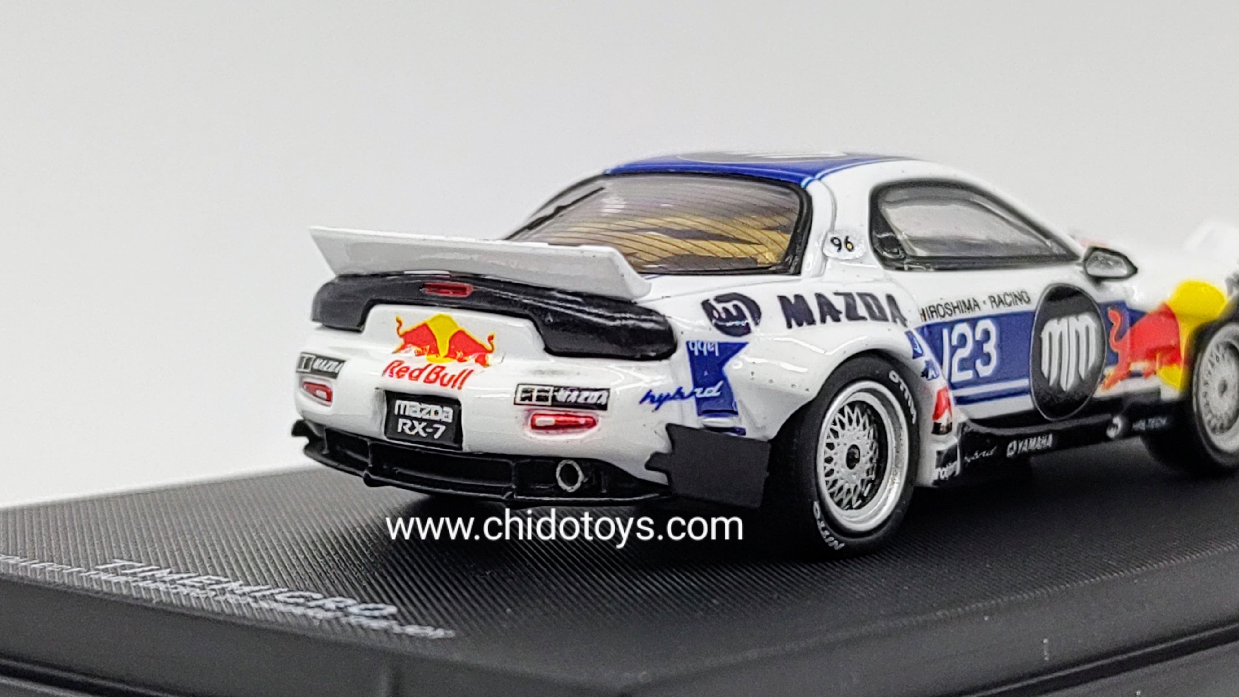 Mazda RX - 7 RB 1:64 Time Micro – Cuerpo de Metal, Llantas de Goma y Capelo Acrílico - Chido Toys