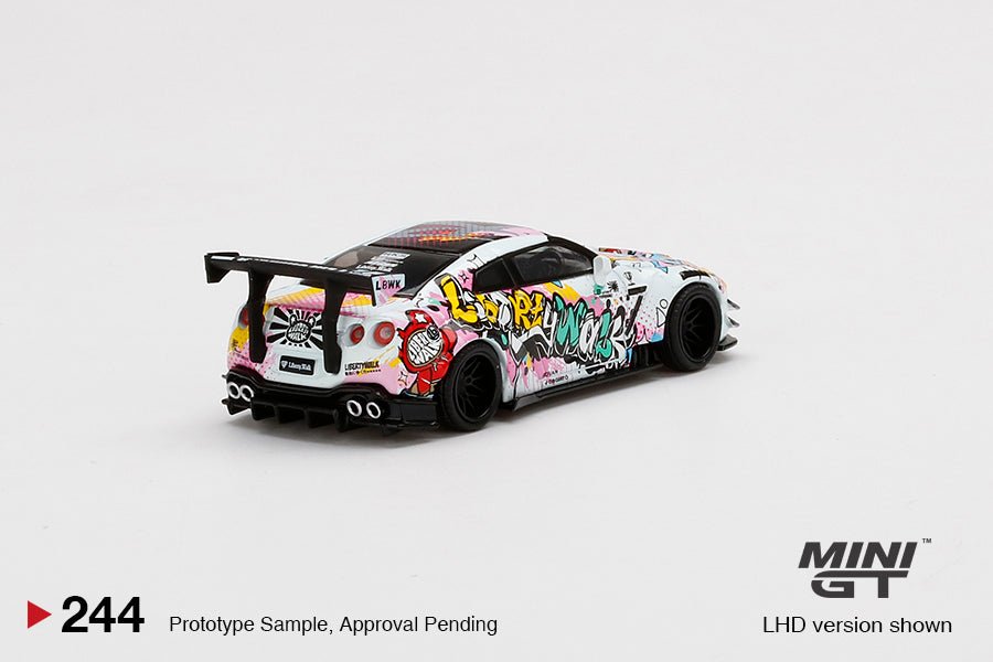 Mini GT 244 LBWK Nissan GT - R Type 2 1:64 Kuma Graffiti - Chido Toys