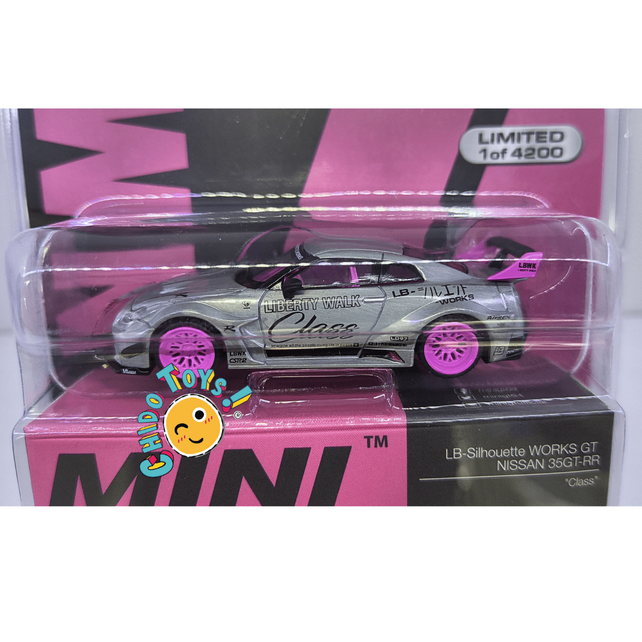 Mini GT LBWK Nissan 35GT - RR Class 1:64 CHASE rosa - Chido Toys
