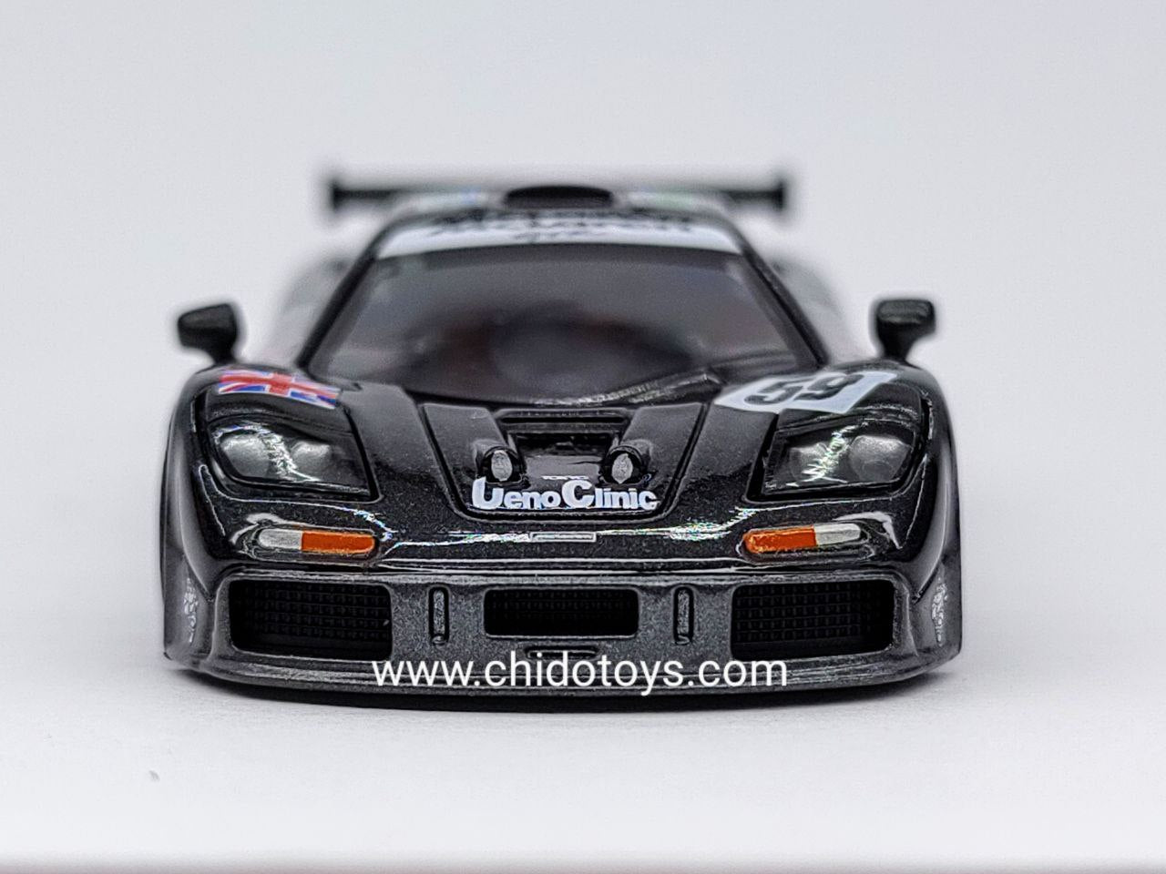 Mini GT McLaren F1 GTR Ueno Clinic 1:64 negro Le Mans - Chido Toys