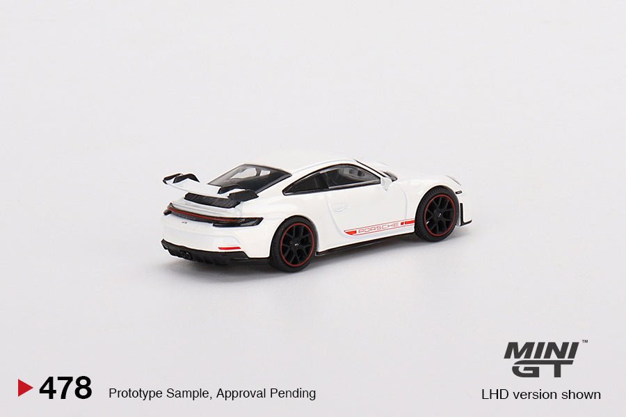 Mini GT Porsche 911 GT3 1:64 blanco con franjas rojas - Chido Toys