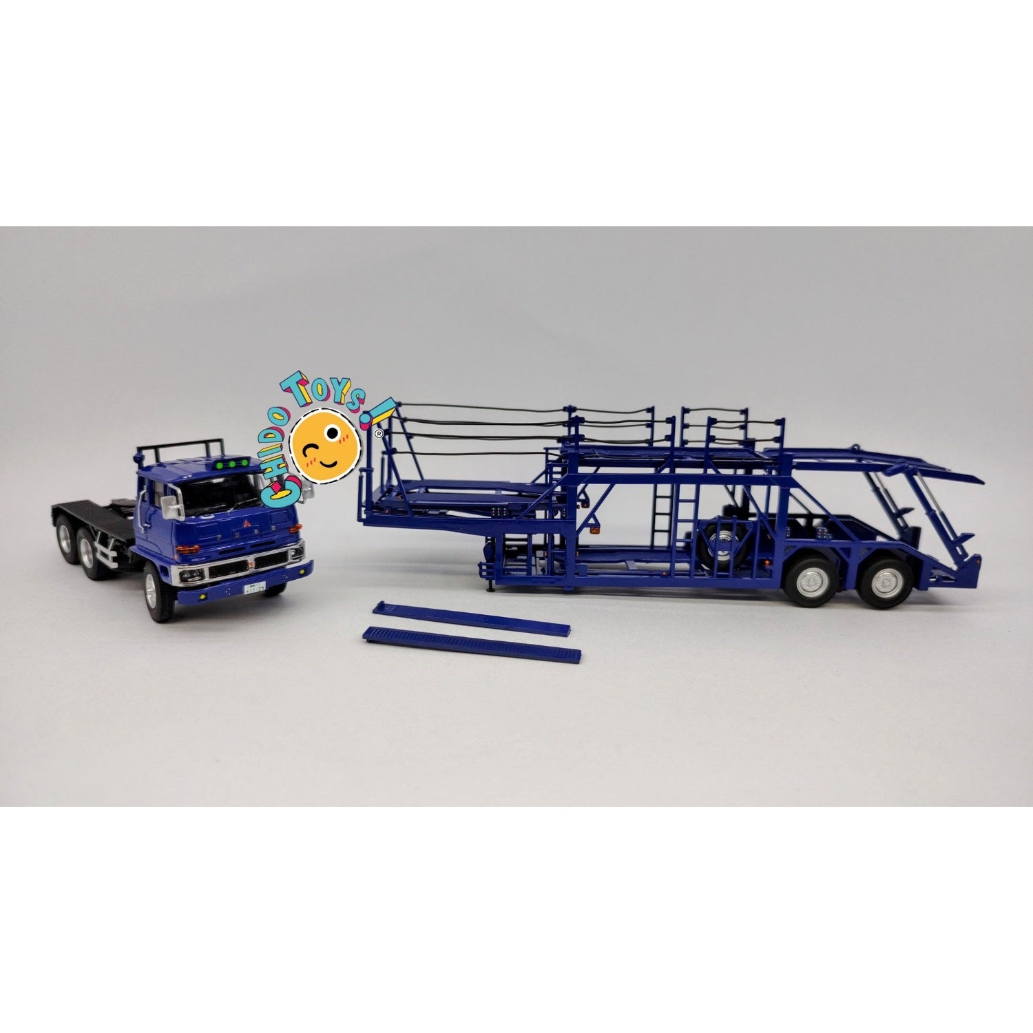 Mitsubishi Fuso FV Tráiler Transporter Nodriza Marca DD Models - Chido Toys