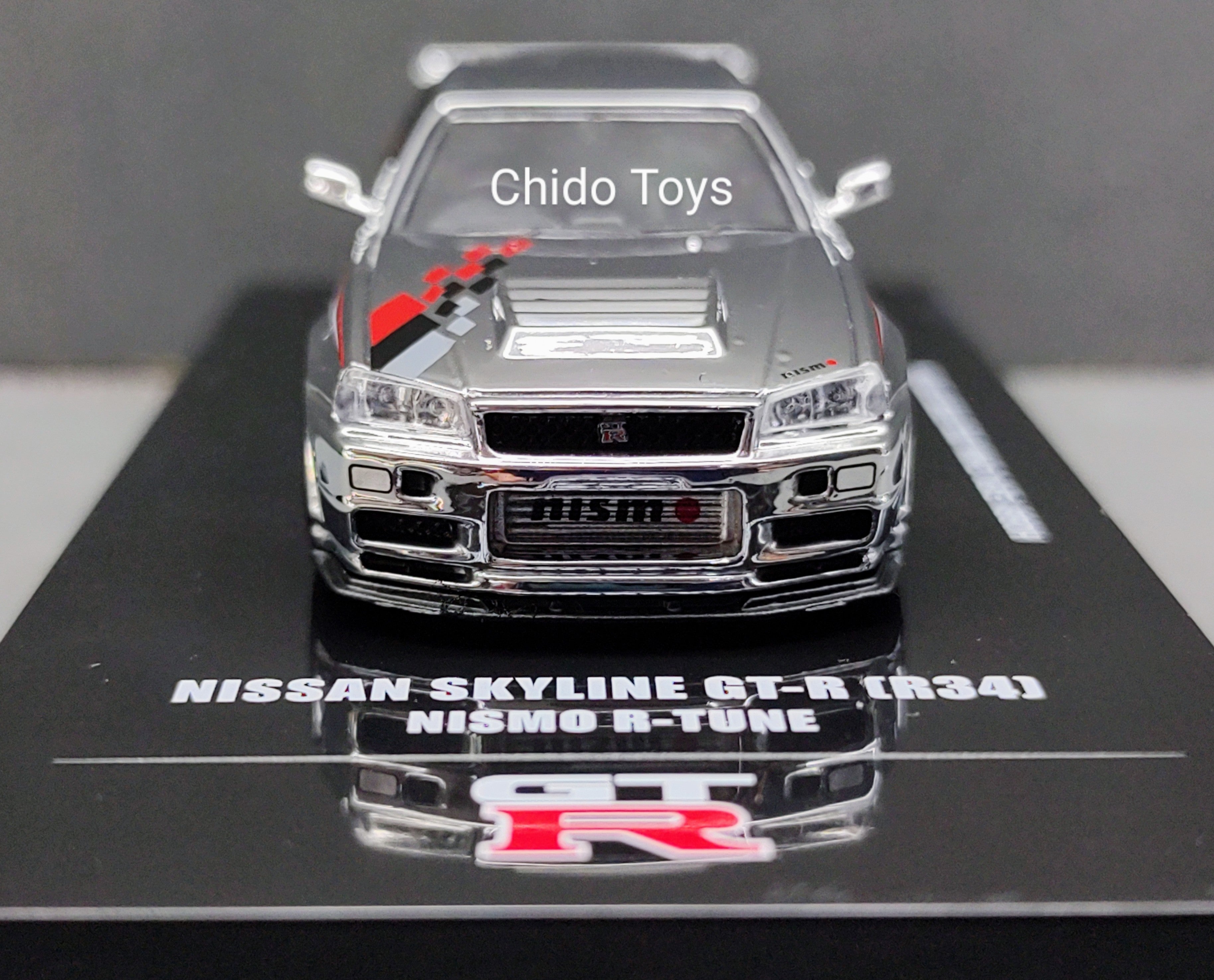 Nissan GT - R (R34) Gold/Silver Mirror Finish – Inno 1:64 (China Hobby Expo 2023) - Chido Toys