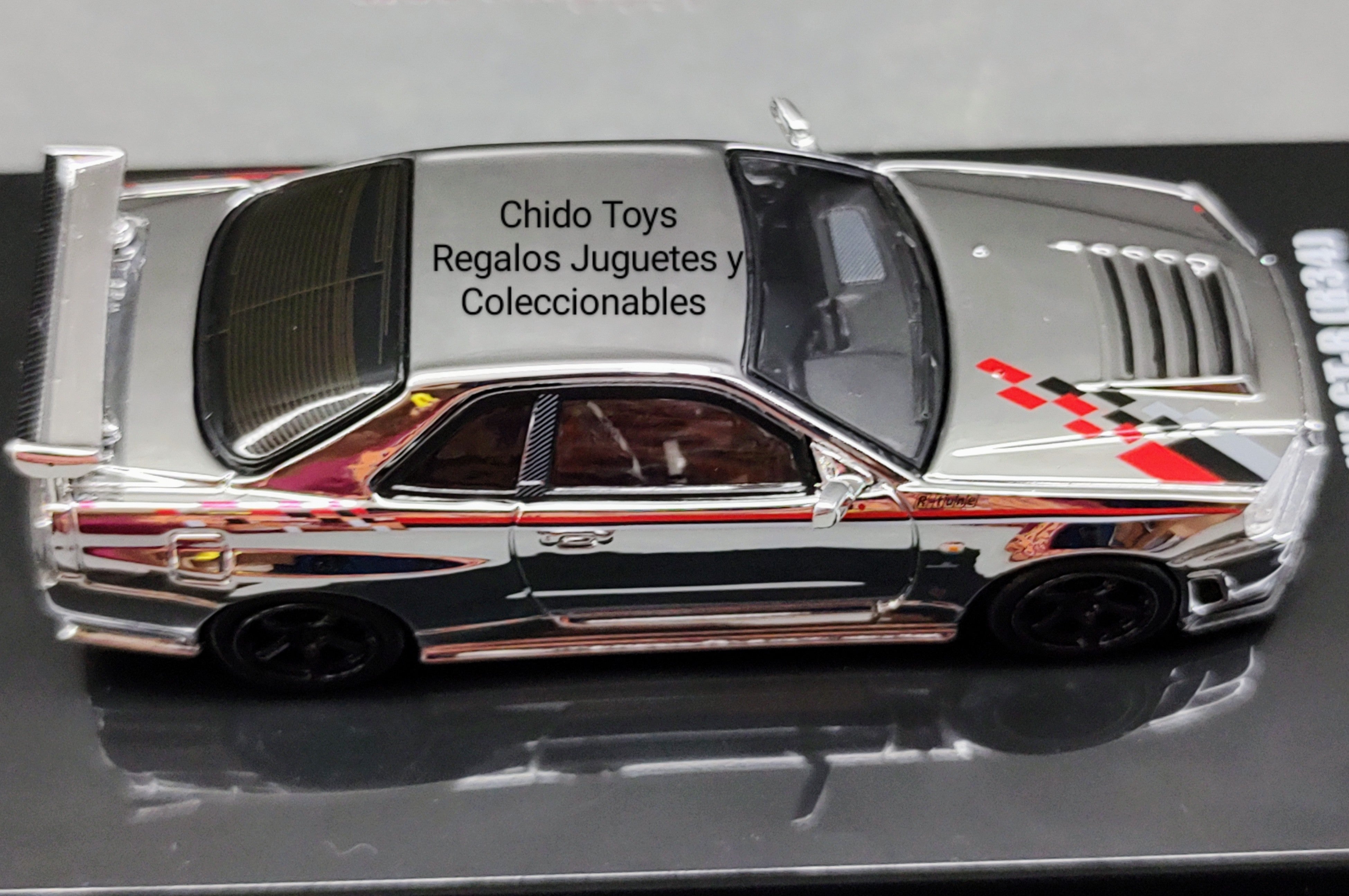 Nissan GT - R (R34) Gold/Silver Mirror Finish – Inno 1:64 (China Hobby Expo 2023) - Chido Toys