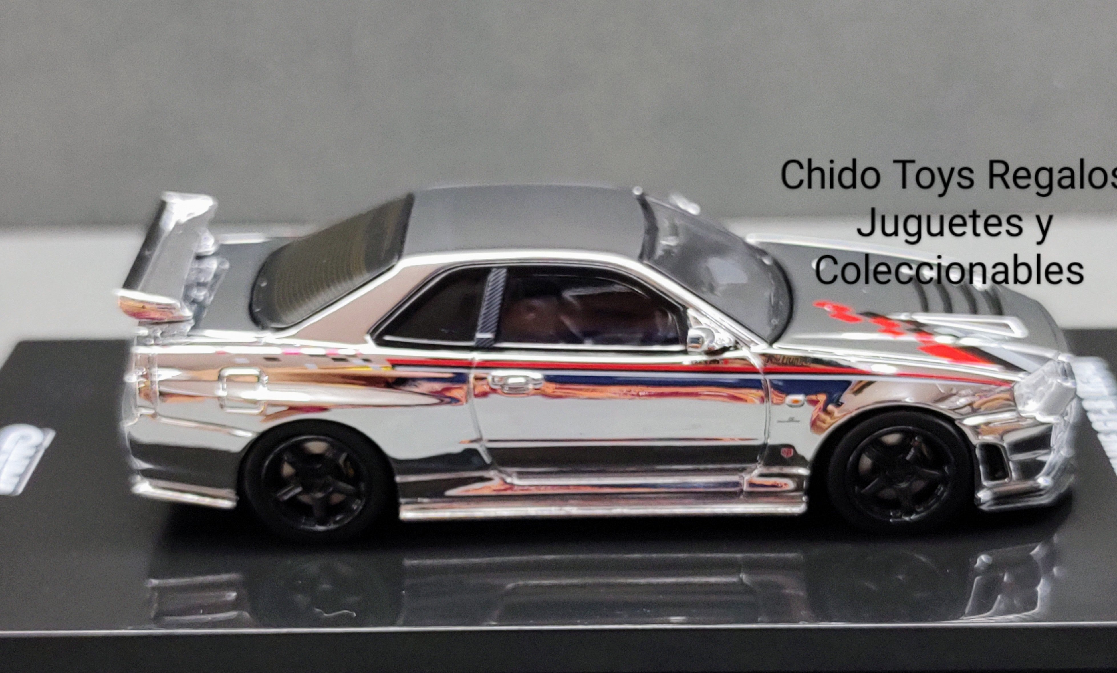 Nissan GT - R (R34) Gold/Silver Mirror Finish – Inno 1:64 (China Hobby Expo 2023) - Chido Toys