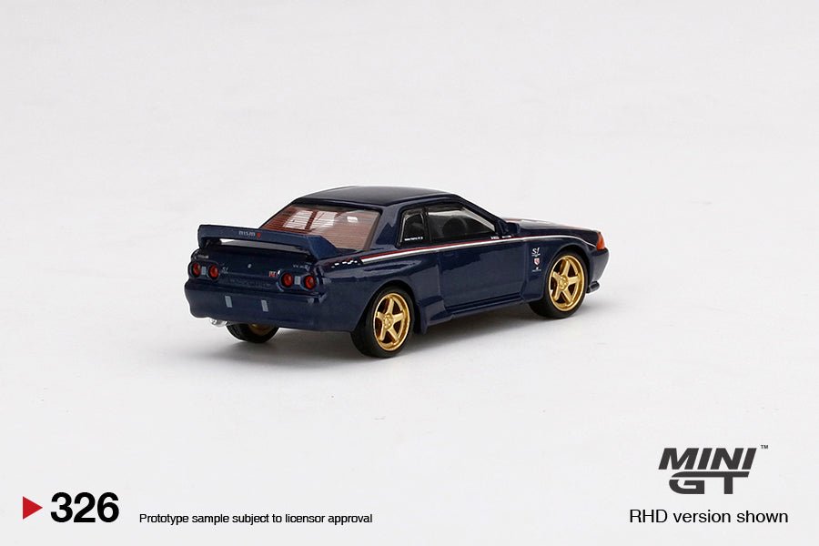 Nissan Skyline GT - R Nismo S - Tune Azul Oscuro – Mini GT 1:64 - Chido Toys