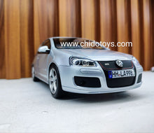Cargar imagen en el visor de la galería, Auto a escala marca Norev, Modelo Volkswagen Golf GTI Pirelli
