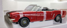 Cargar imagen en el visor de la galería, Auto a escala 1:12 marca ERTL &quot;AMERICAN MUSCLE&quot;, Modelo Mustang 1964 1/2
