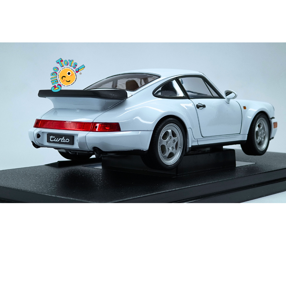 Welly Porsche 964 Turbo 1990 escala 1:18 color blanco con apertura total
