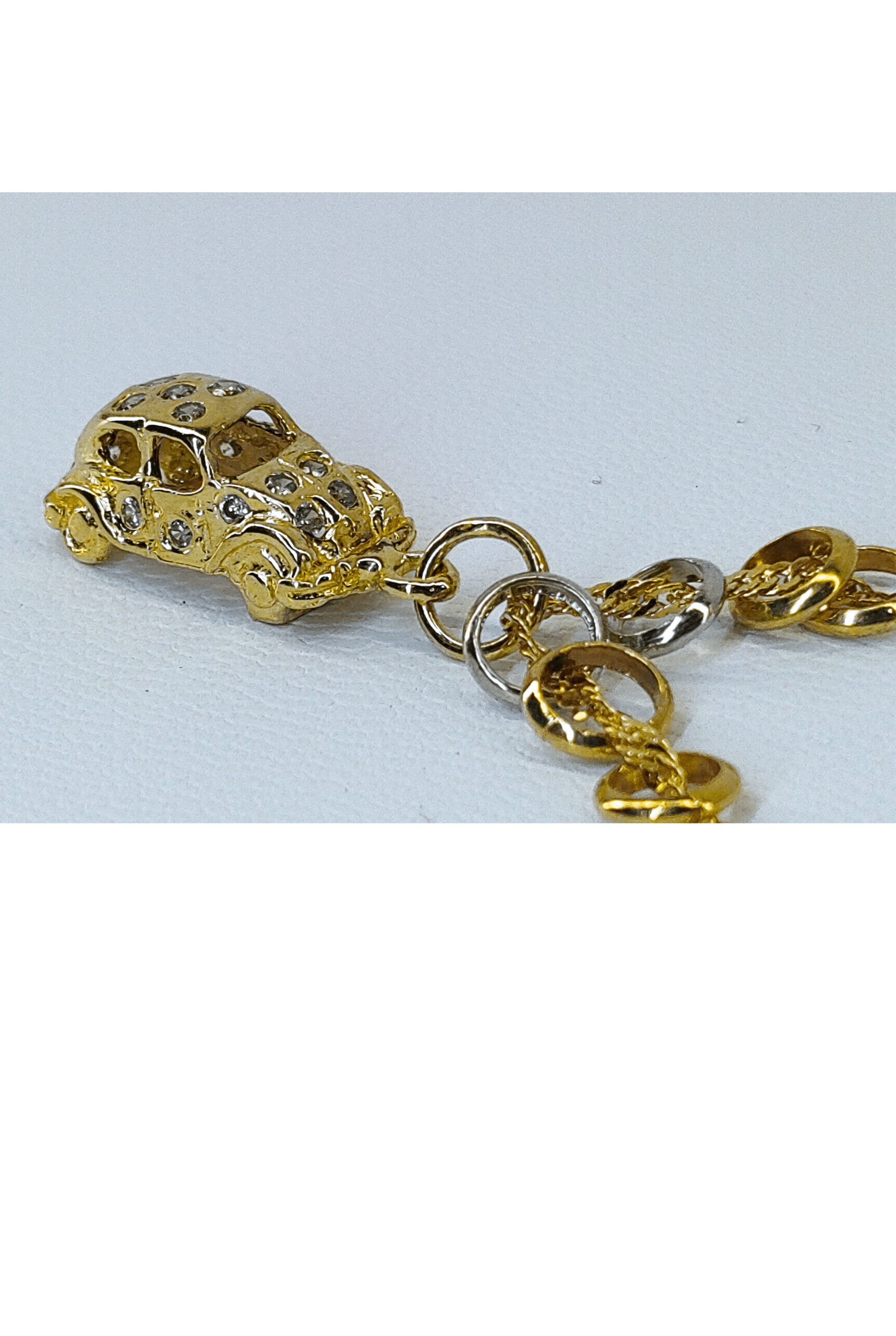 Semanario "Bochito" en oro laminado con cadena – Regalo especial para amantes de los Bochos - Chido Toys