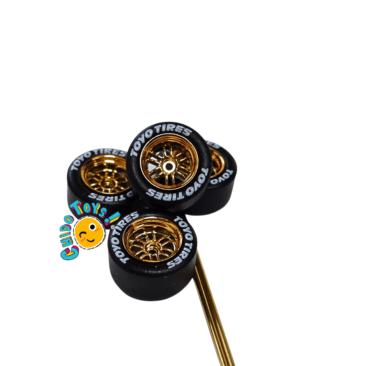 Set de llantas de goma para escala 1:64 con rines tipo diamante y ejes incluidos - Chido Toys