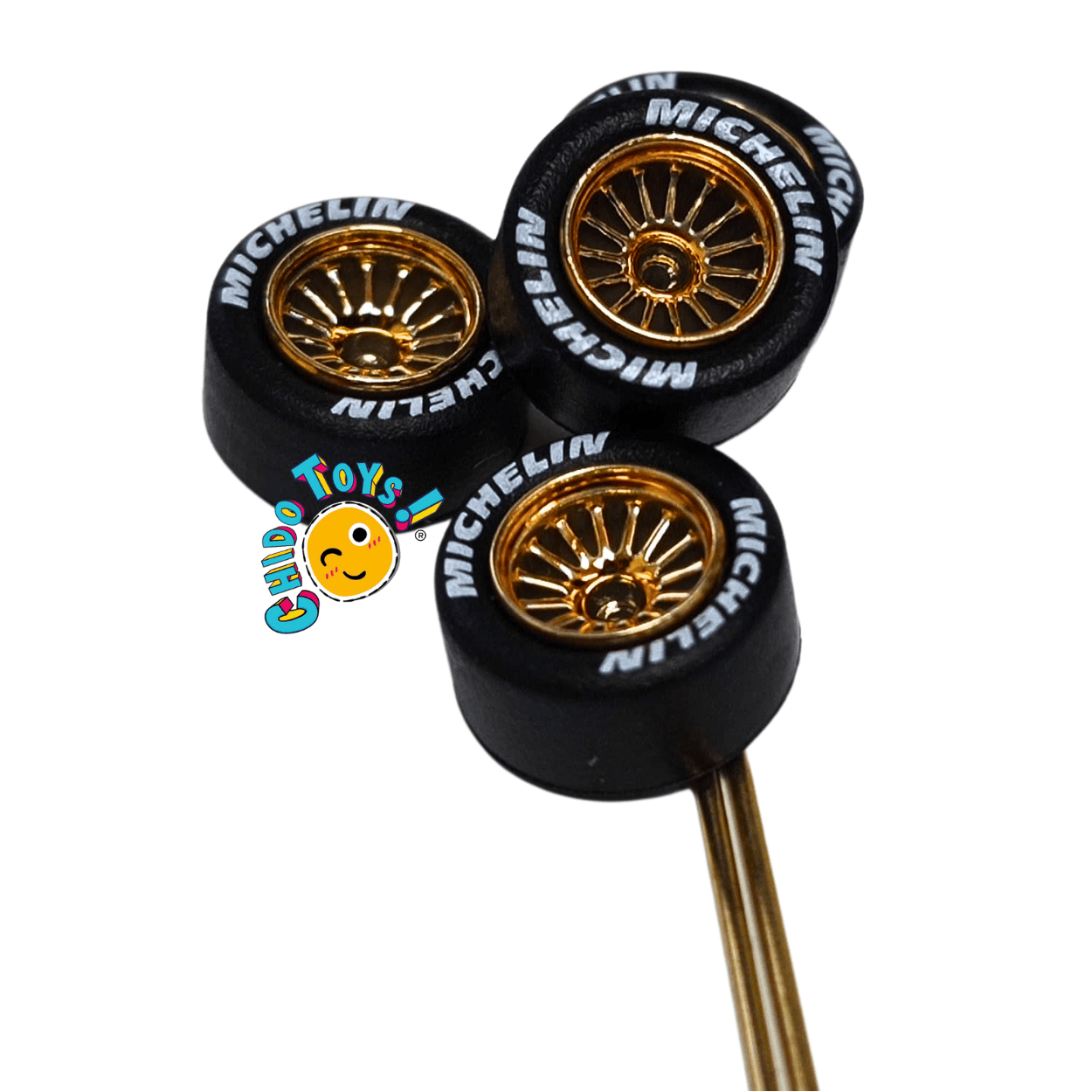 Set de llantas de goma para escala 1:64 con rines tipo diamante y ejes incluidos - Chido Toys