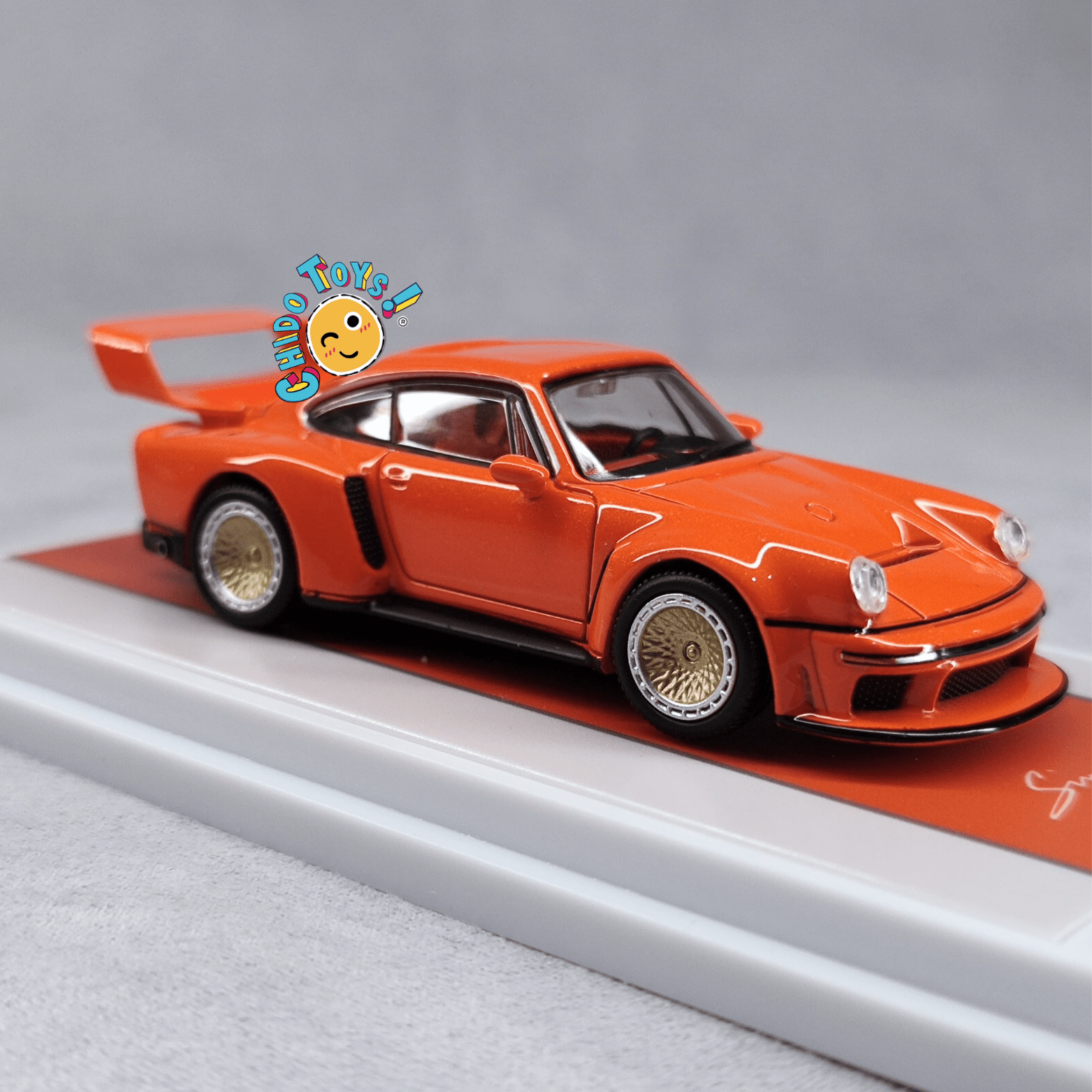 Singer DLS Turbo Naranja – Escala 1:64 Find Classic Ally (Edición Limitada) - Chido Toys