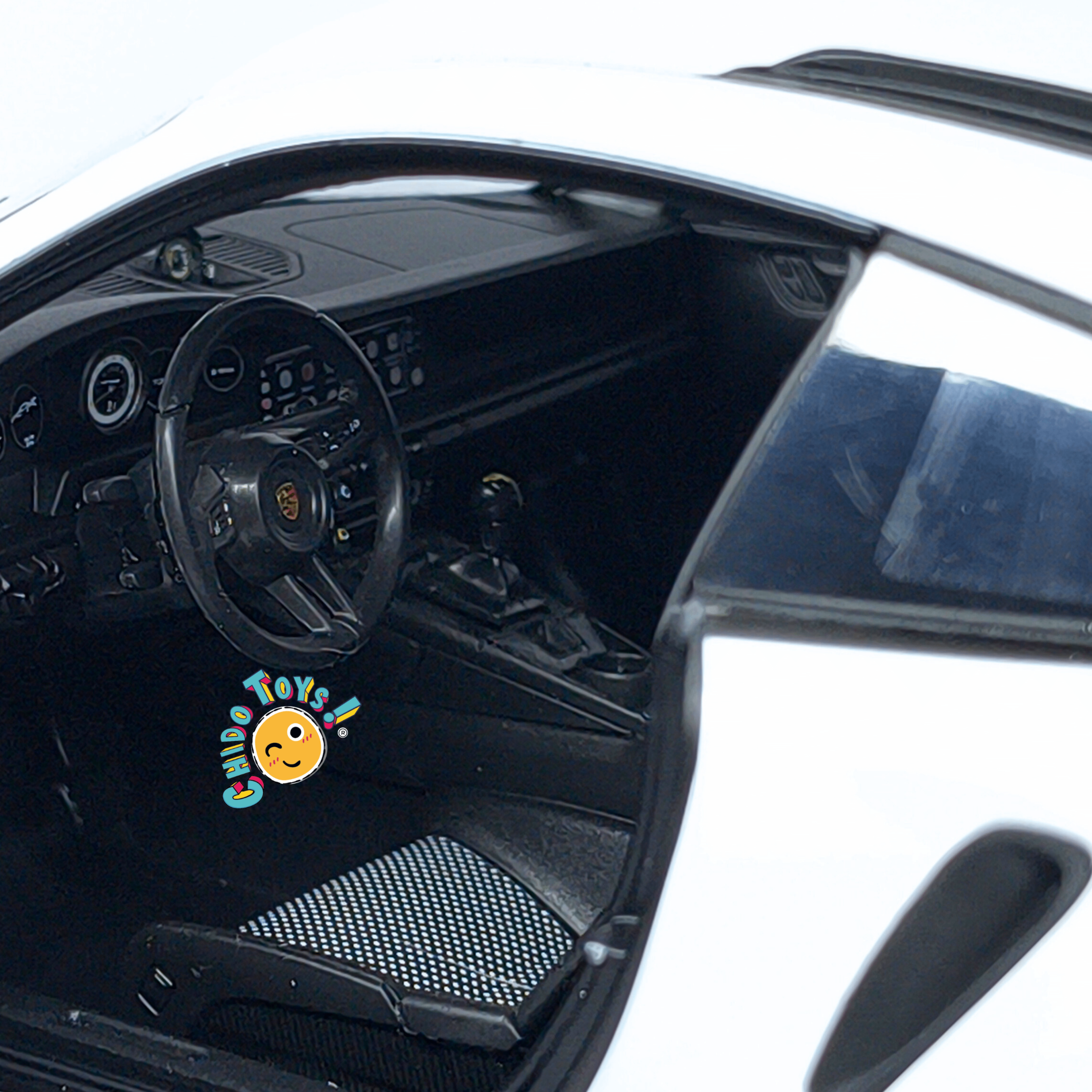 Solido Porsche 911 GT3 RS 1:18 blanco con dirección funcional - Chido Toys