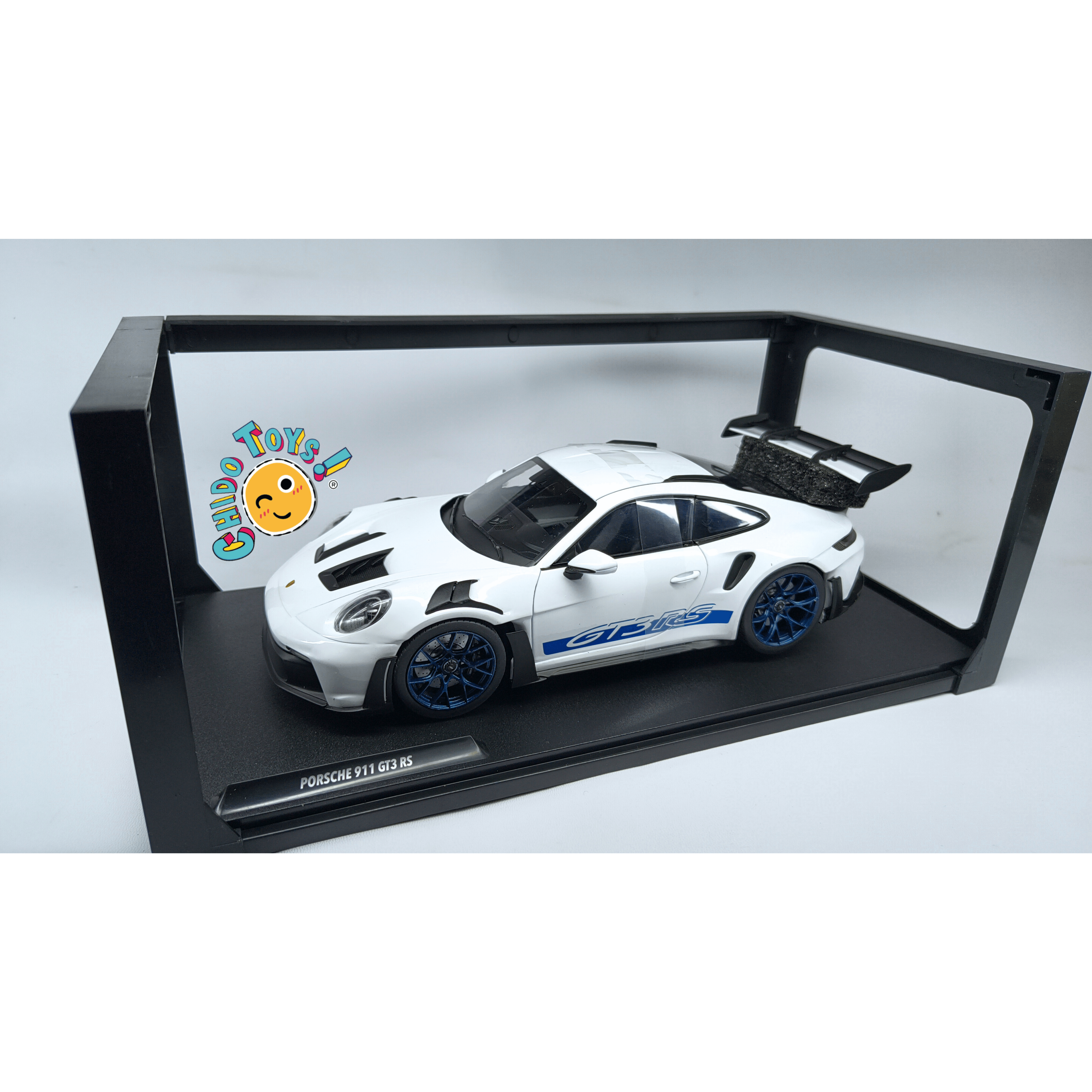 Solido Porsche 911 GT3 RS 1:18 blanco con dirección funcional - Chido Toys