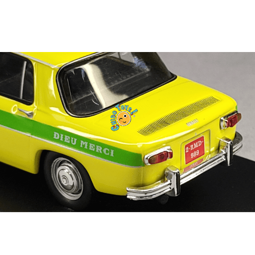 Taxi Renault 8 Bamako 1970 | Escala 1:43 – La esencia africana en miniatura - Chido Toys
