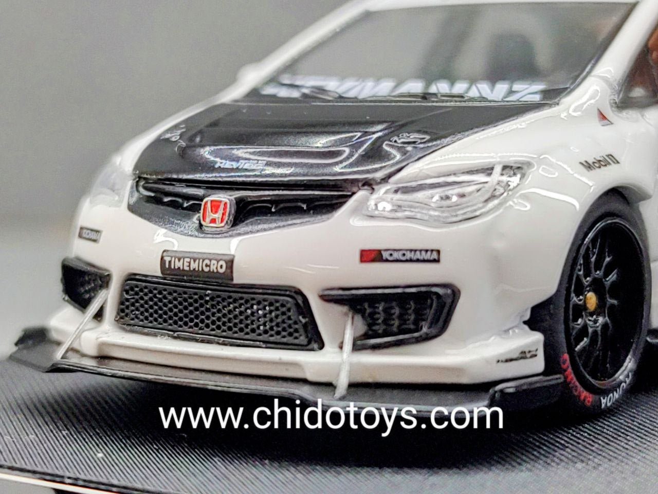 Time Micro Honda Civic Widebody Blanco 1:64 con Capelo - Chido Toys