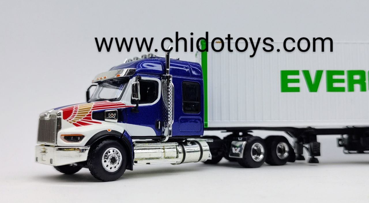 Trailer a escala marca Mini GT, Modelo Western Star 49X con contenedor refrigerado de 40′ Modelo "EVERGREEN" - Chido Toys