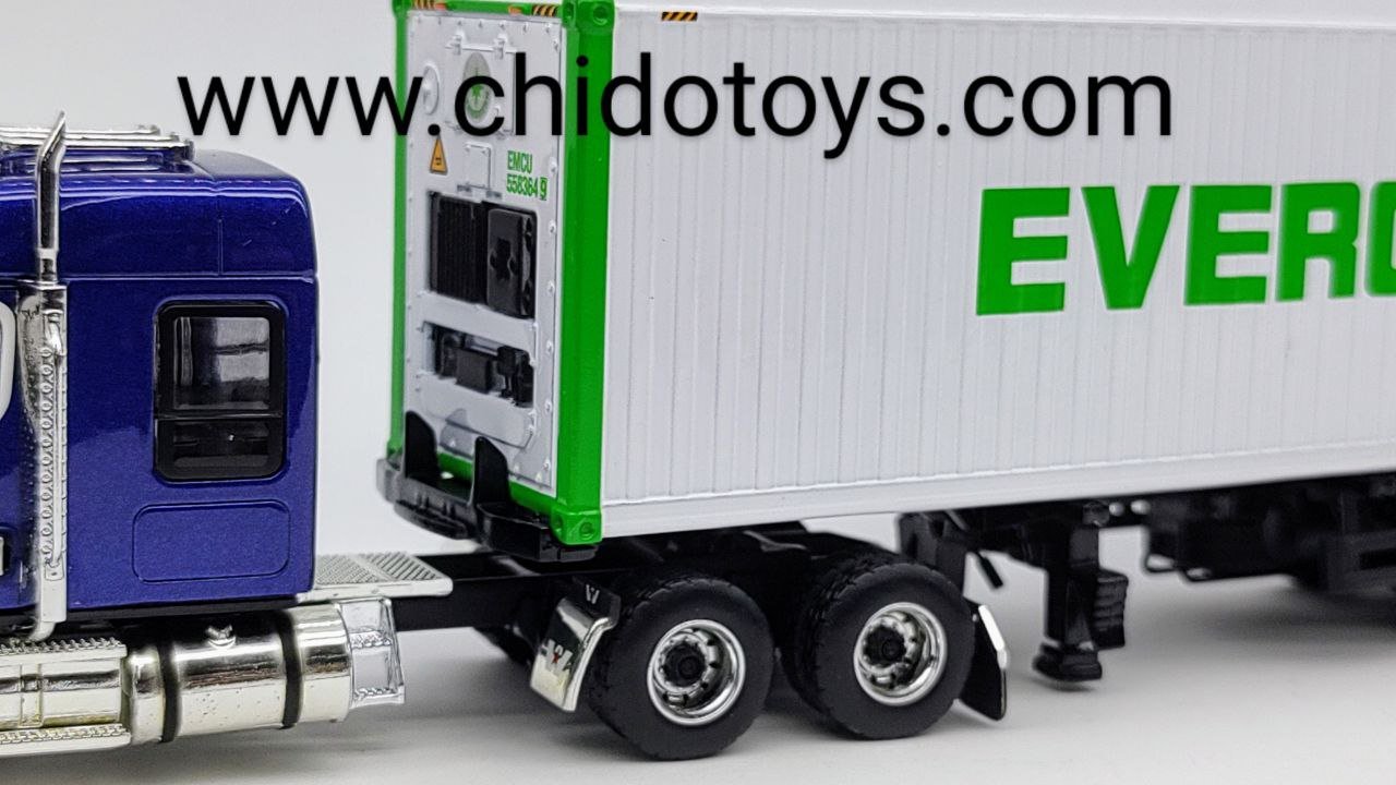 Trailer a escala marca Mini GT, Modelo Western Star 49X con contenedor refrigerado de 40′ Modelo "EVERGREEN" - Chido Toys