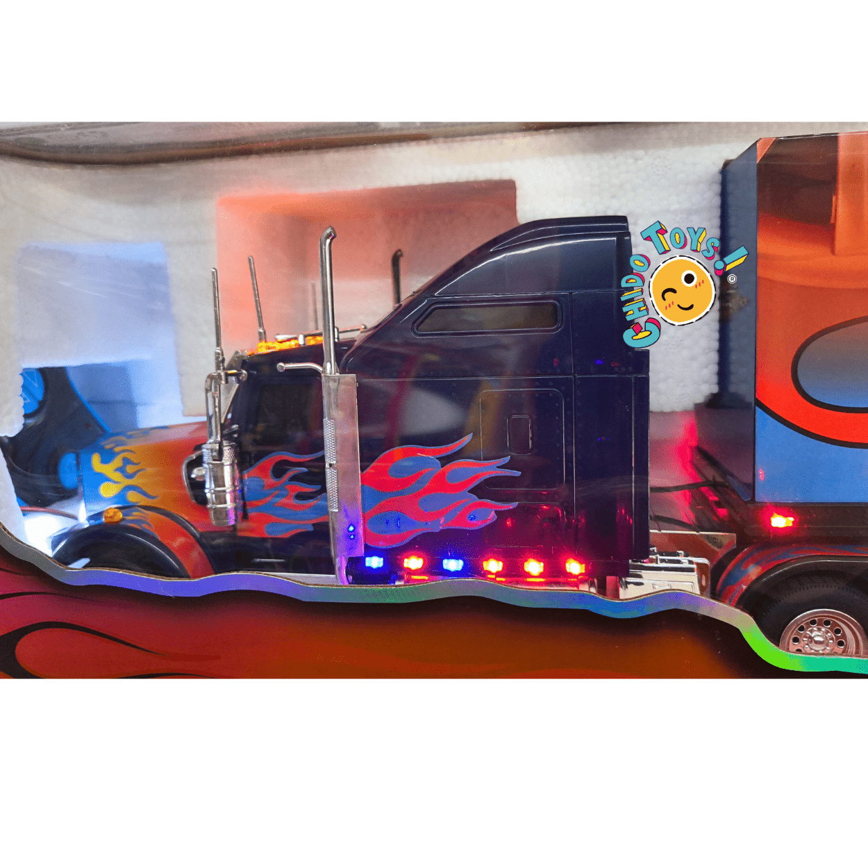Tráiler RC Gigante 1:26 con luz y sonido – llantas de goma y batería recargable USB - Chido Toys