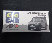 Cargar imagen en el visor de la galería, Auto a escala marca Era Car, Modelo Suzuki Jimny Sierra, edad 14+, color gris
