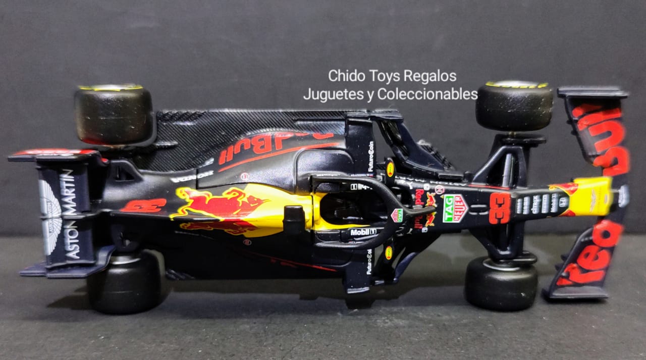 Auto a escala marca bburago, modelo F1 RB15 del año 2020, 33 - Chido Toys