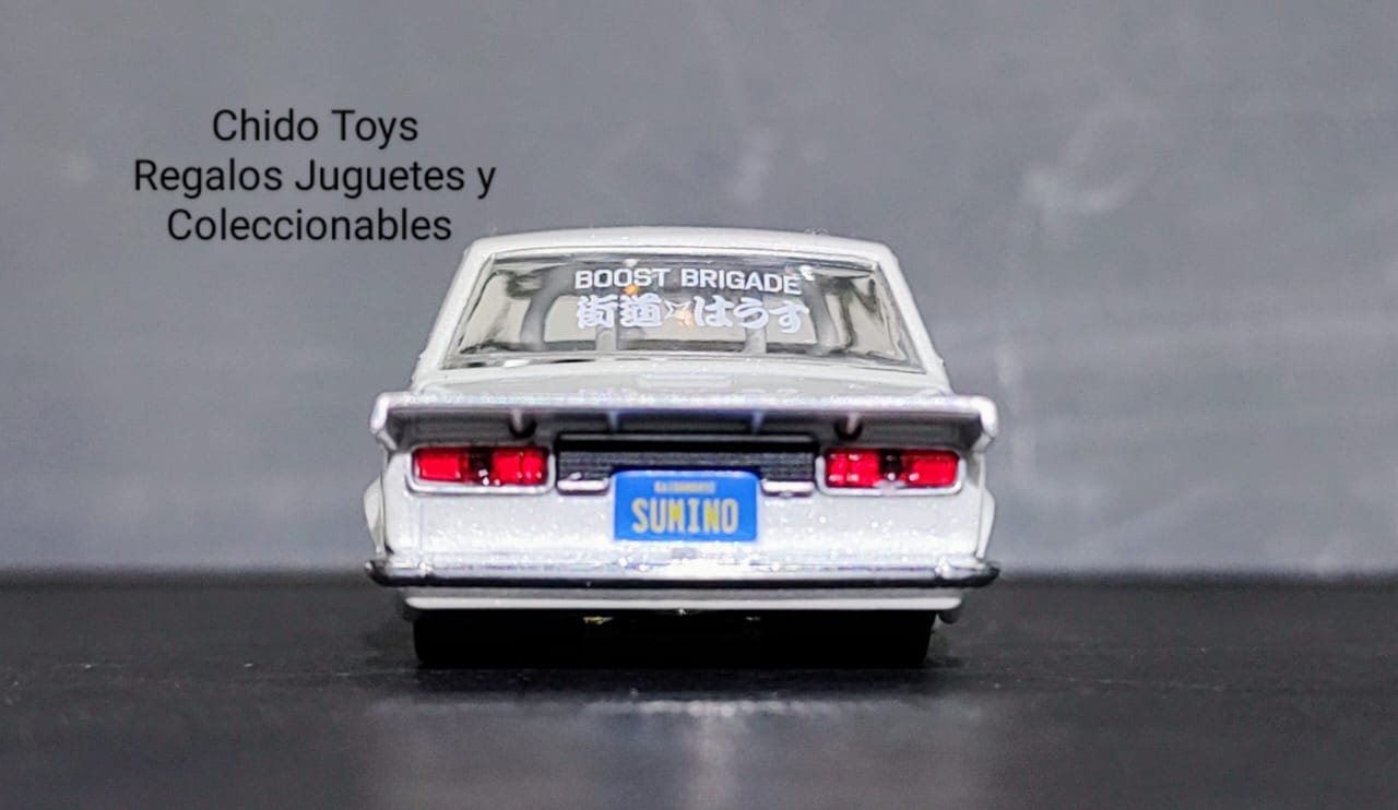 Auto a escala marca Kaido House & Mini GT, Modelo Datsun 510 Pro Street - Chido Toys