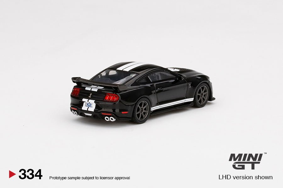 Auto a escala marca Mini GT, modelo Ford Mustang Shelby GT500 Black - Chido Toys