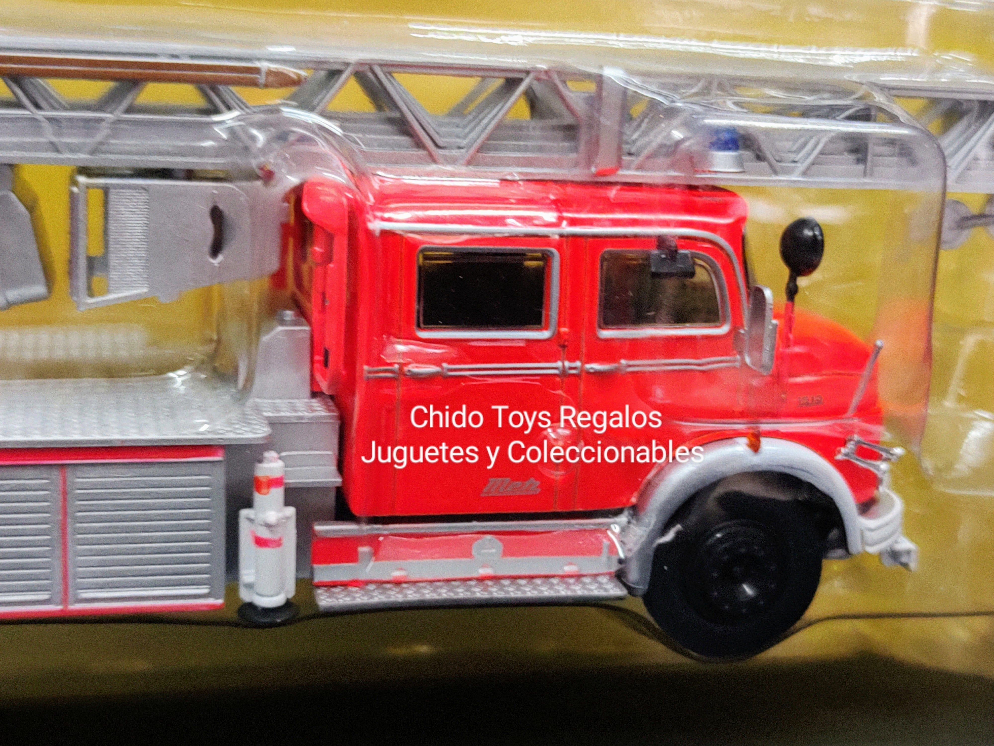 Camión Bombero a escala marca Edicola, modelo Mercedes Benz - L1519 DLK30, Metz 1966, edad 14+ (Camiones de Bomberos del Mundo) - Chido Toys