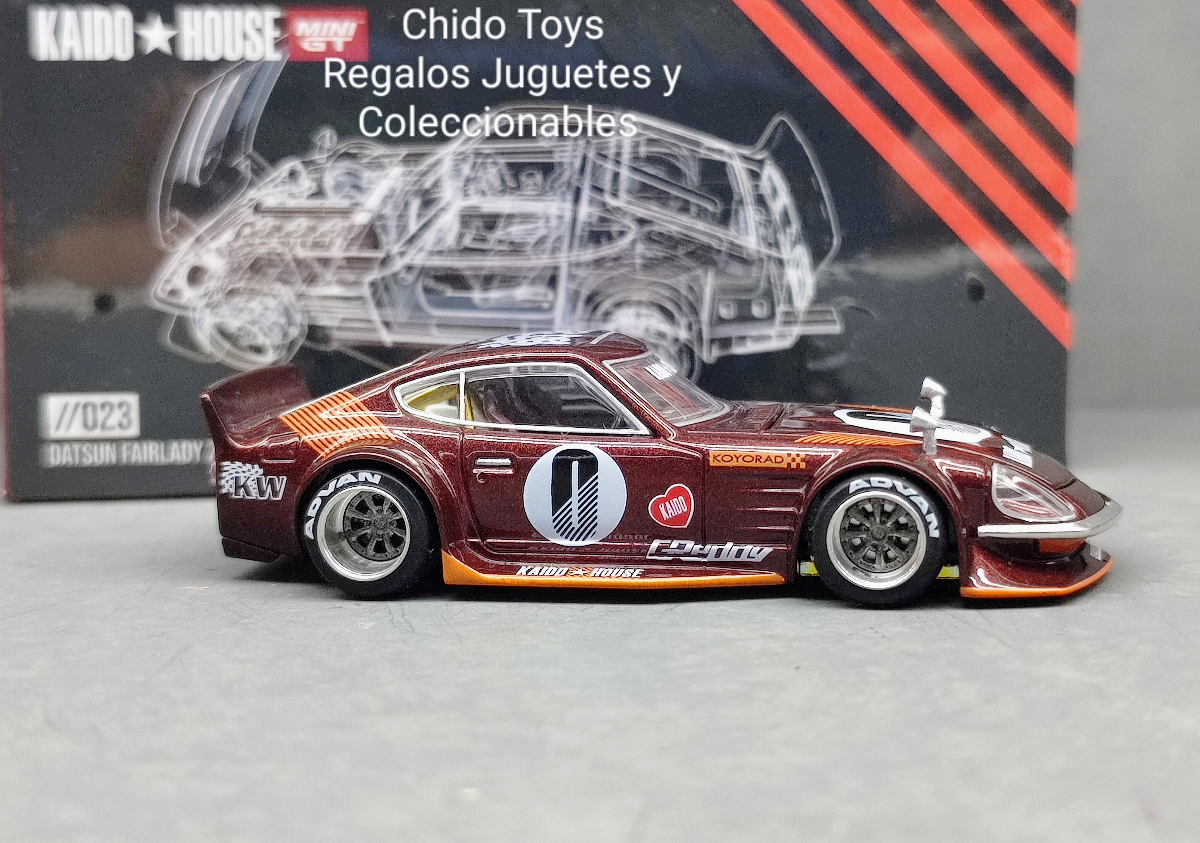 Datsun Fairlady Z S30Z Wide Spec (Rojo Oscuro) – Kaido House 1:64 (Primera Edición) - Chido Toys
