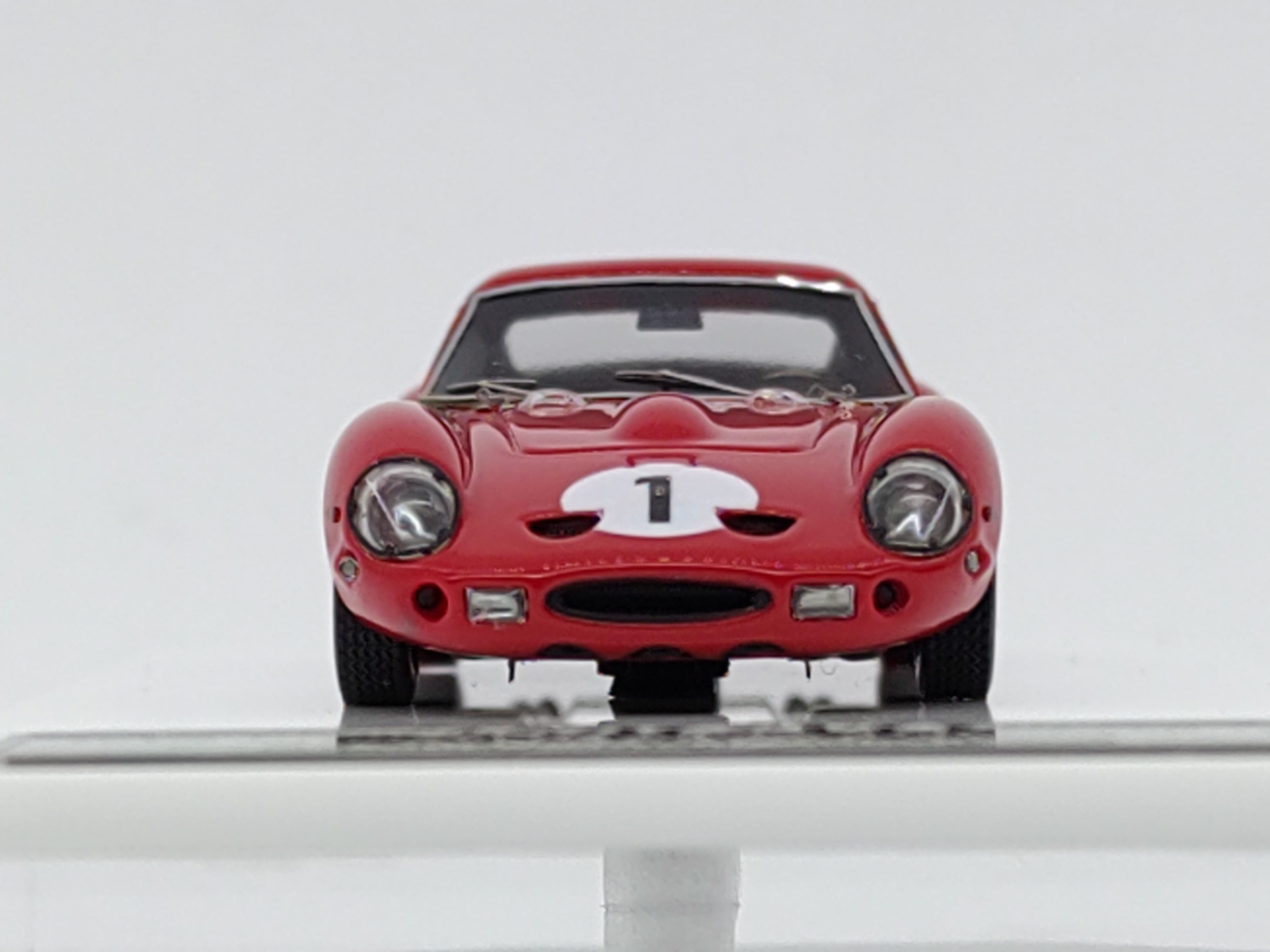 El Legendario 250 GTO y los Hermanos Rodríguez: Un Capítulo Épico en la Historia del Automovilismo - Chido Toys