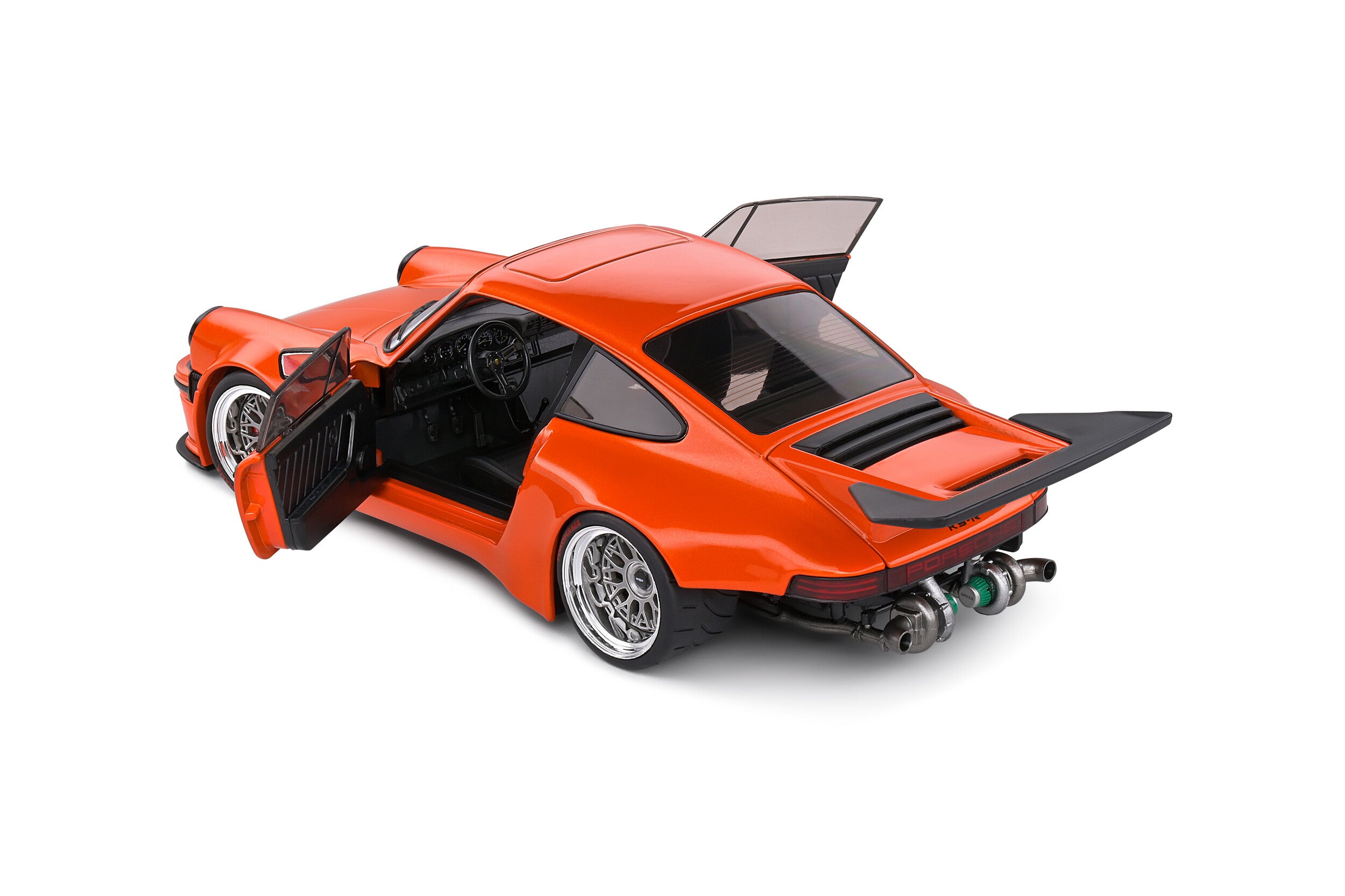 Solido KS-R 2022 1:18 naranja con puertas funcionales y doble turbo