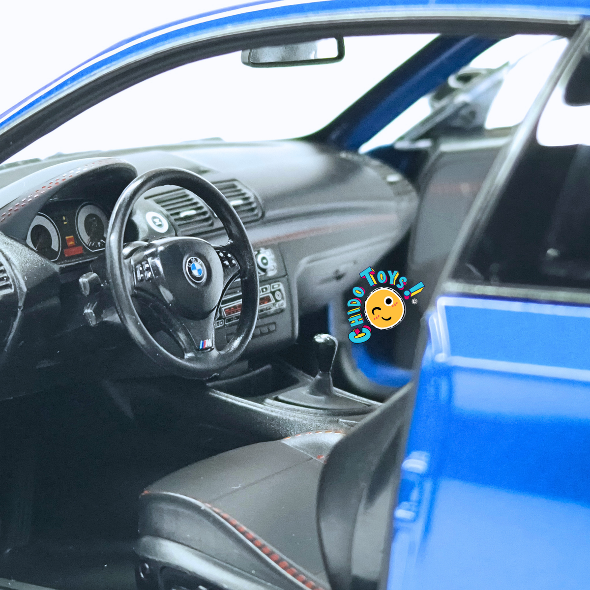BMW 1M Coupé E82 2011 Minichamps 1:18 Blue Metallic edición limitada 504 piezas