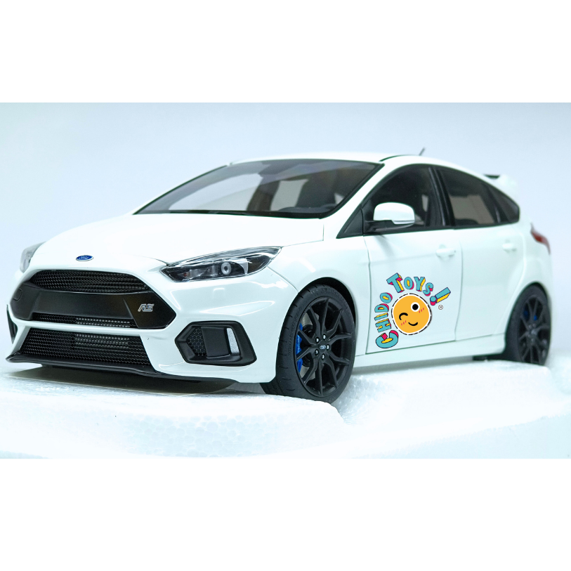 AUTOart Ford Focus RS 2016 1:18 Frozen White con aperturas