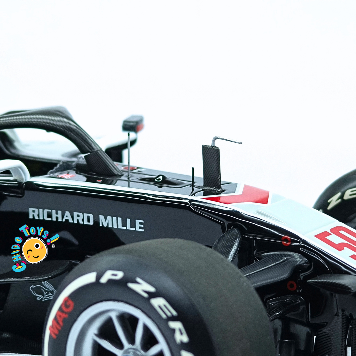Minichamps Haas VF-20 Mick Schumacher 1:18 Test Abu Dhabi 2020