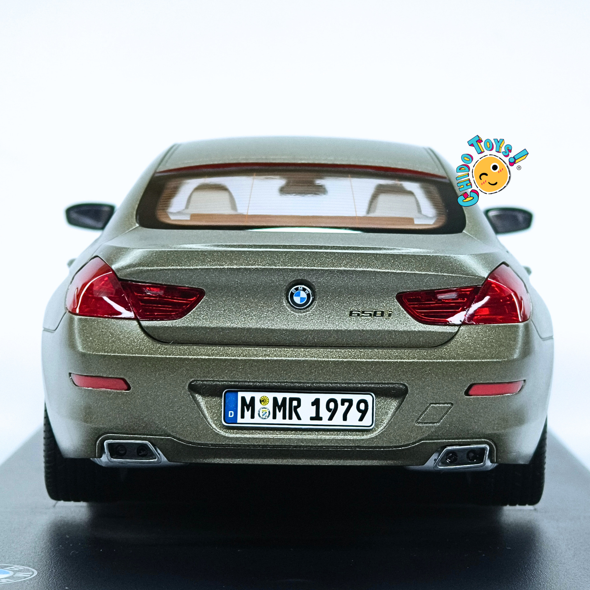 BMW 650i Gran Coupé F06 Dealer Edition 1:18 Frozen Bronze con apertura total