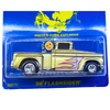 Hot Wheels White's Guide Exclusive Chevy Pickup escala 1:64 color dorado metálico con flamas laterales y blíster promocional de 1998.