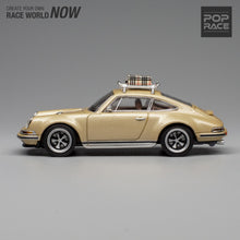 Cargar imagen en el visor de la galería, Auto a escala marca POP RACE, Modelo Porsche Singer
