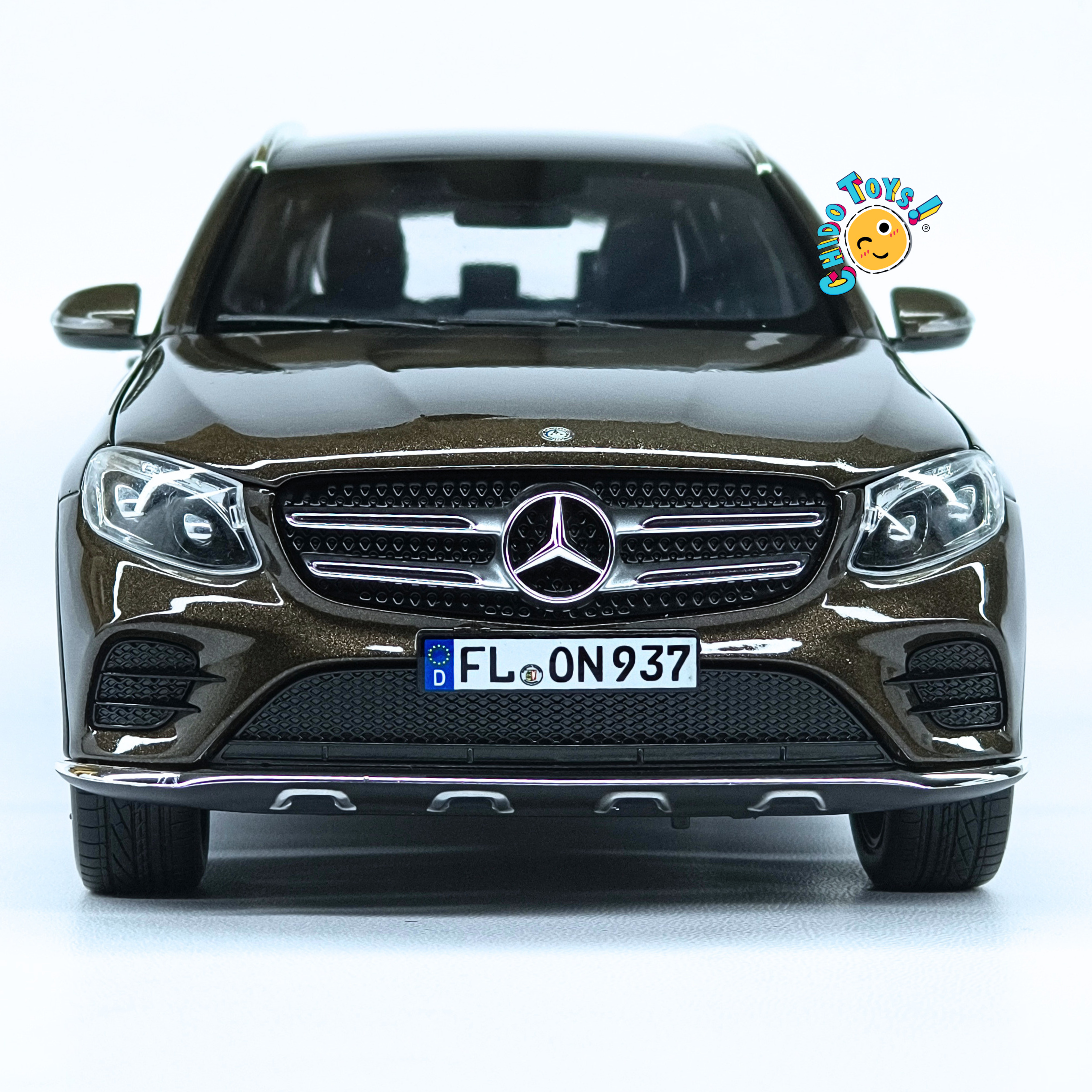 Mercedes-Benz GLC 1:18 Norev marrón metálico con apertura total