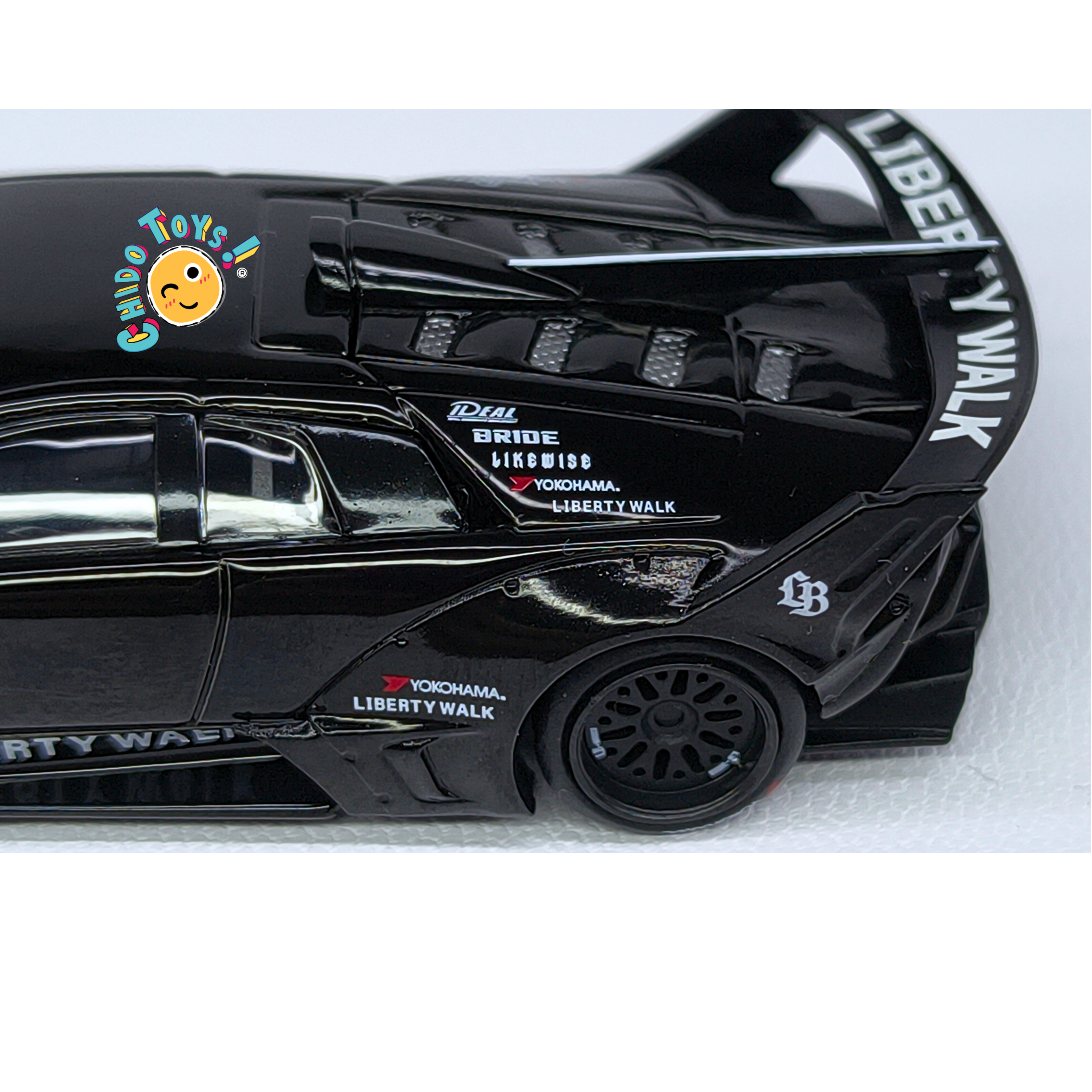 Mini GT Lamborghini Diablo GT LB-WORKS 1:64 negro, PRIMERA EDICIÓN.