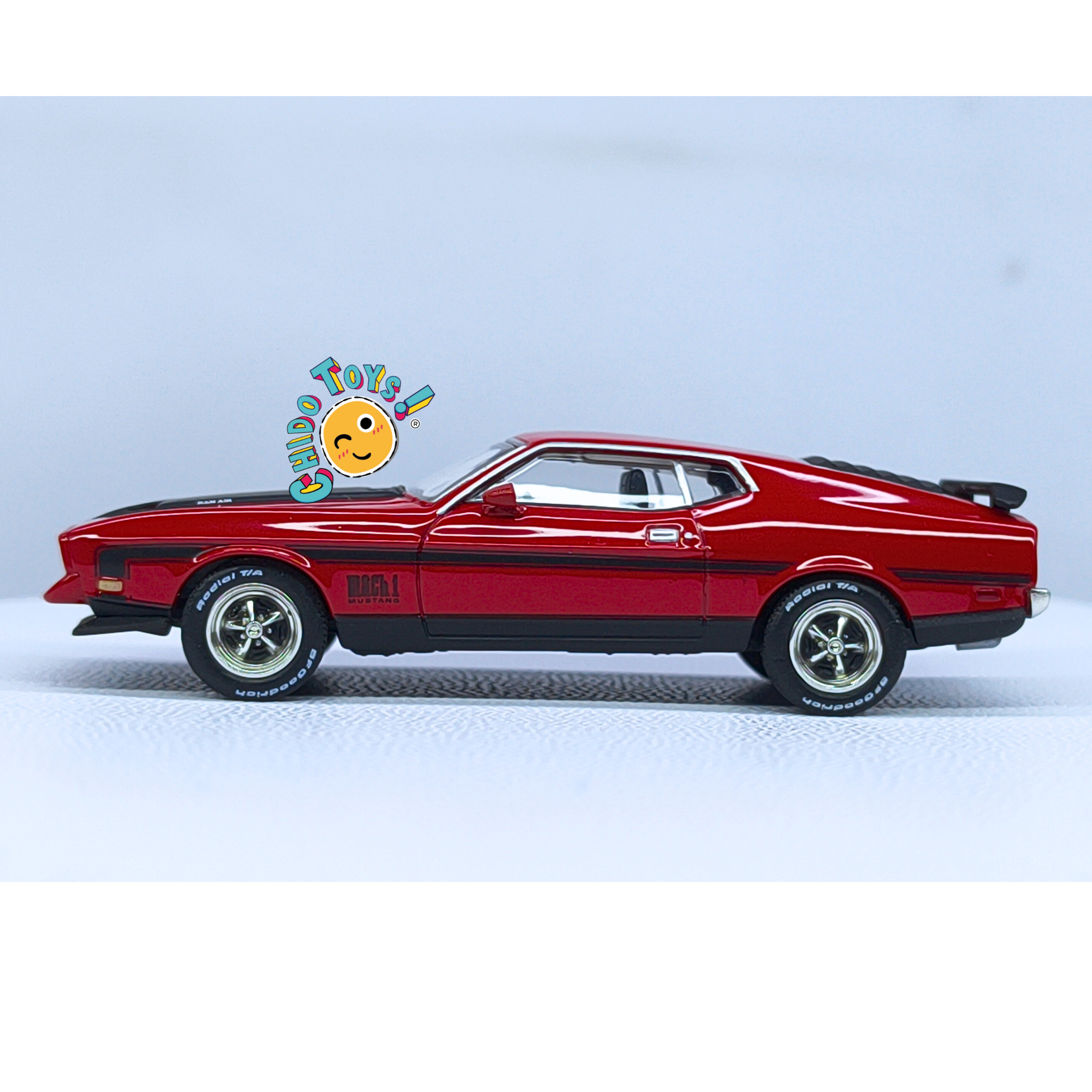Mini GT Ford Mustang Mach 1 1971 1:64 rojo clásico