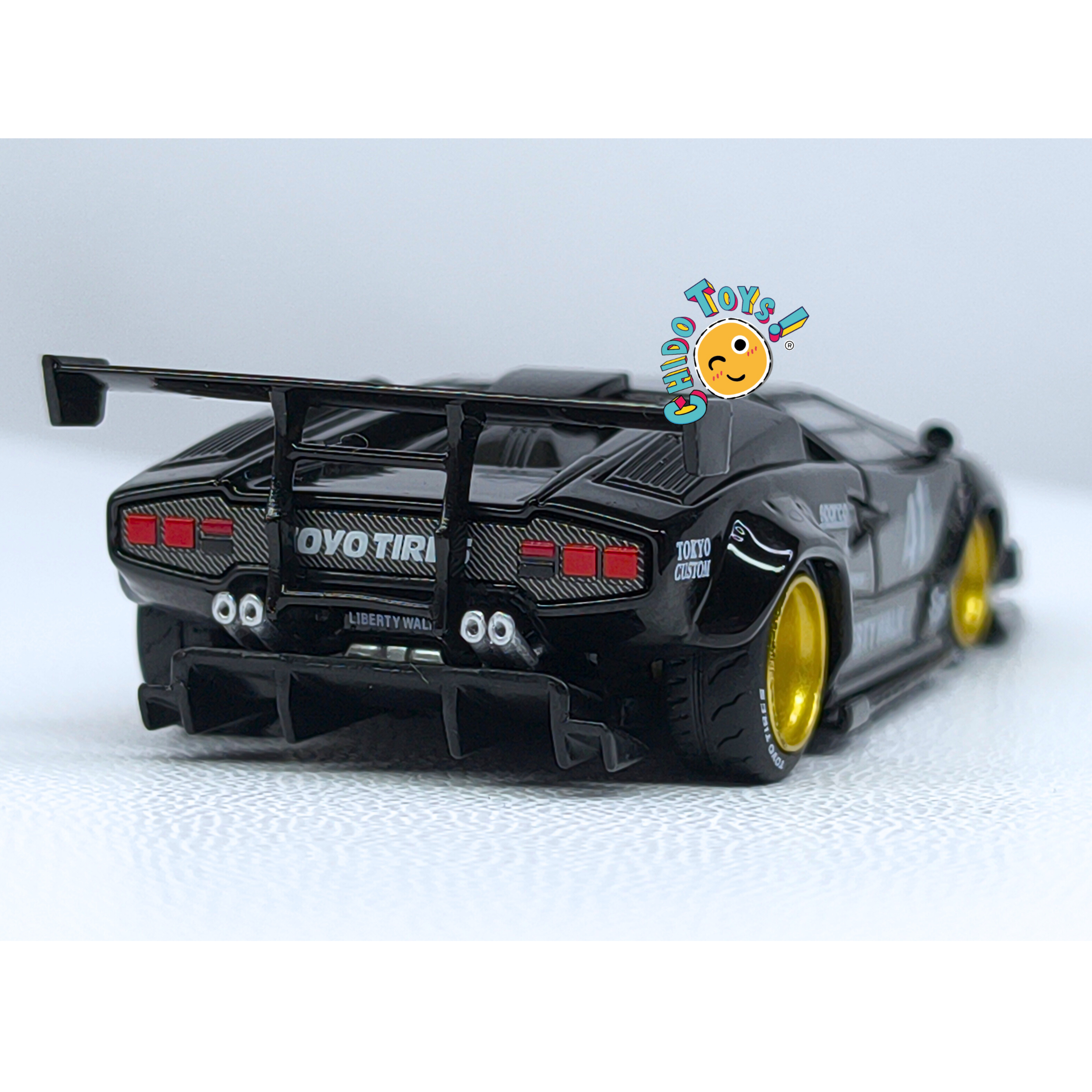 Mini GT Lamborghini Countach LB-WORKS 1:64 negro